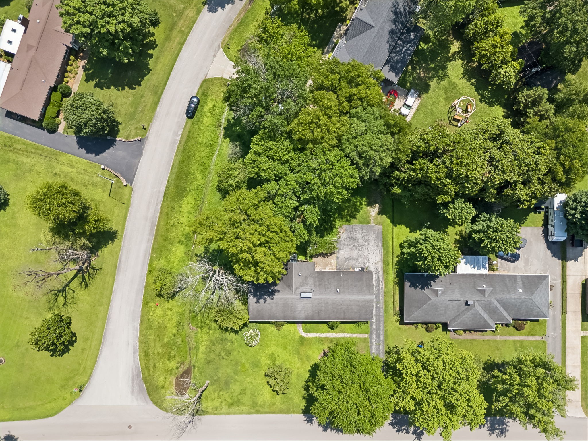 1401 Manor Rd