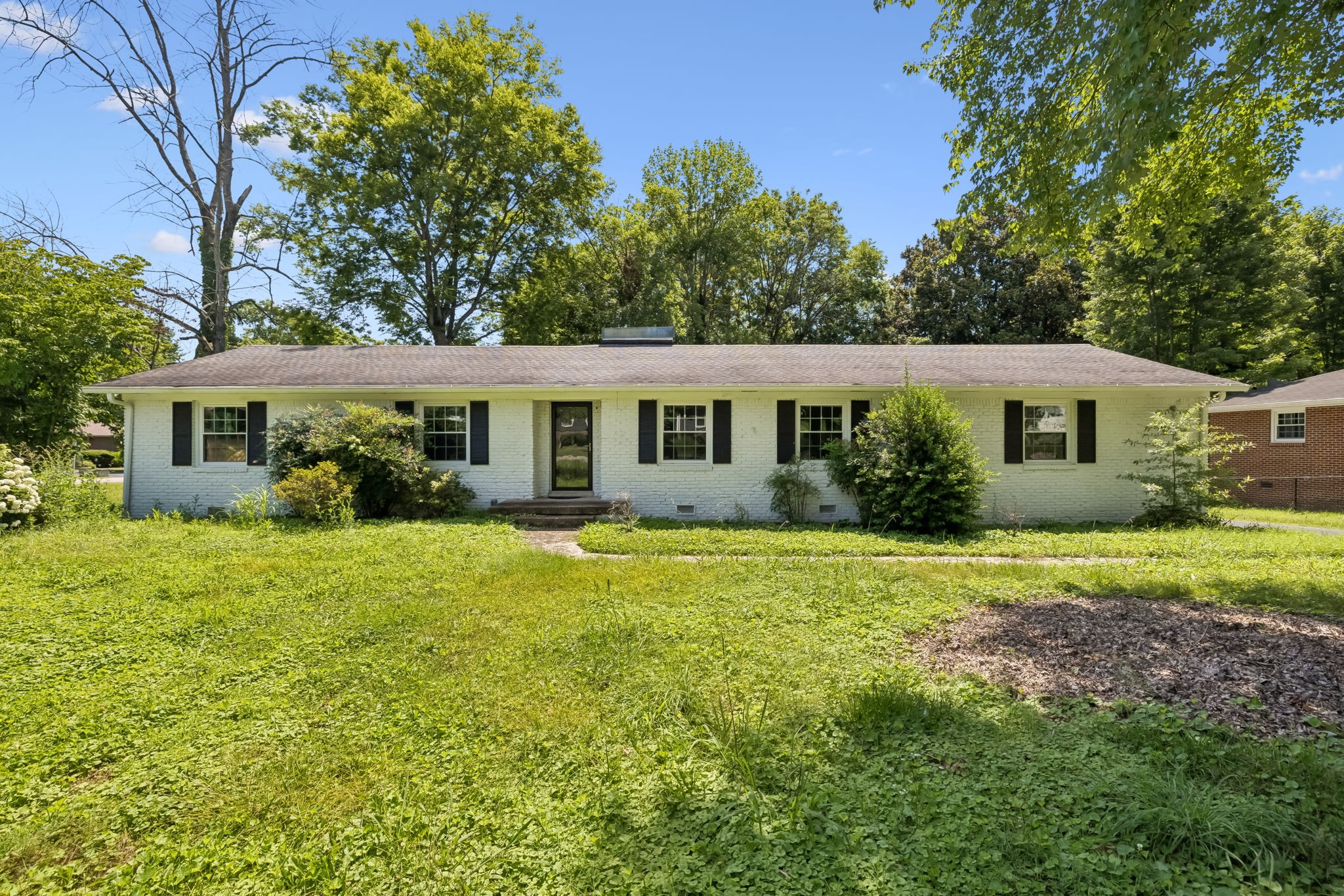 1401 Manor Rd