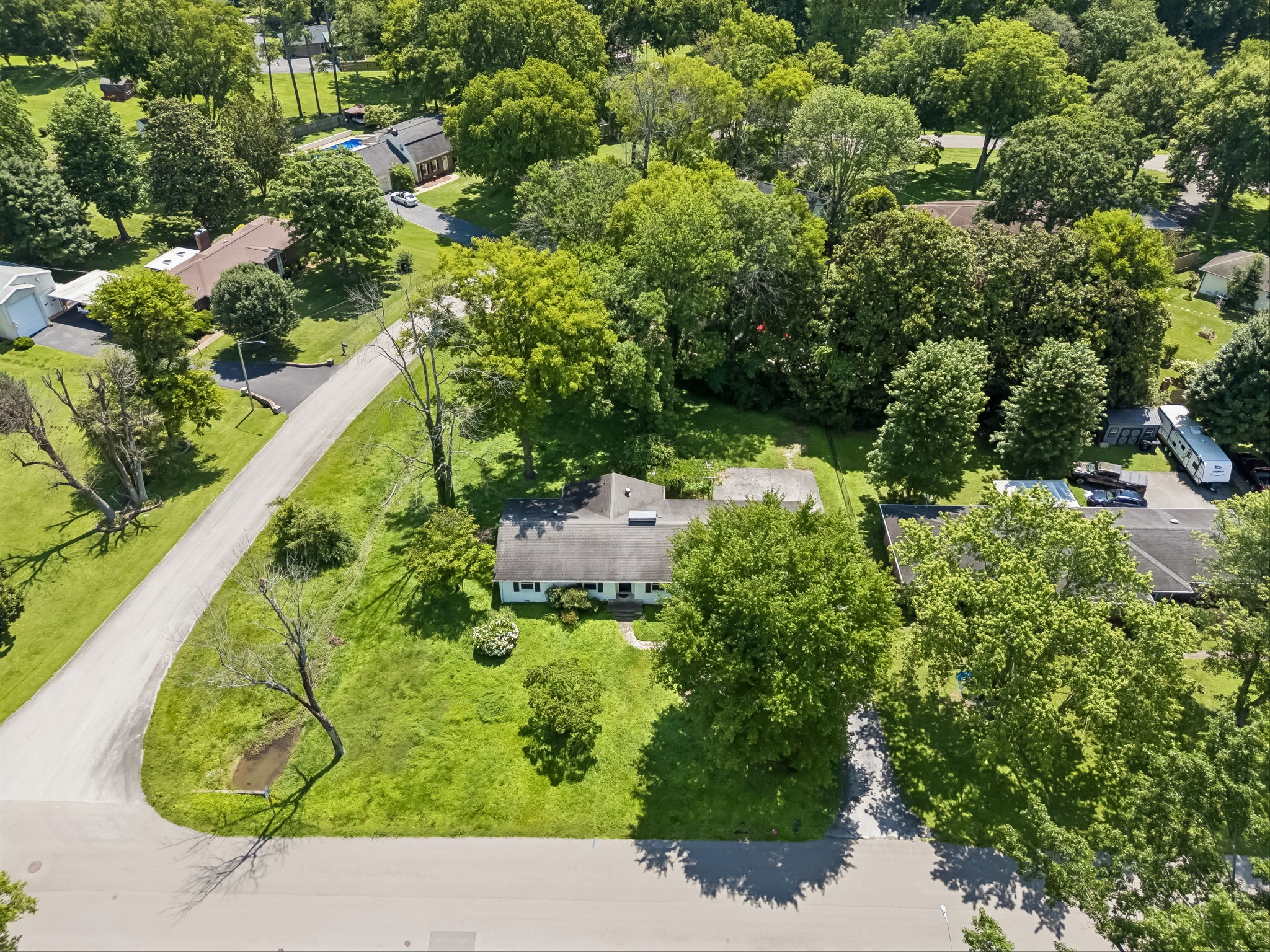 1401 Manor Rd