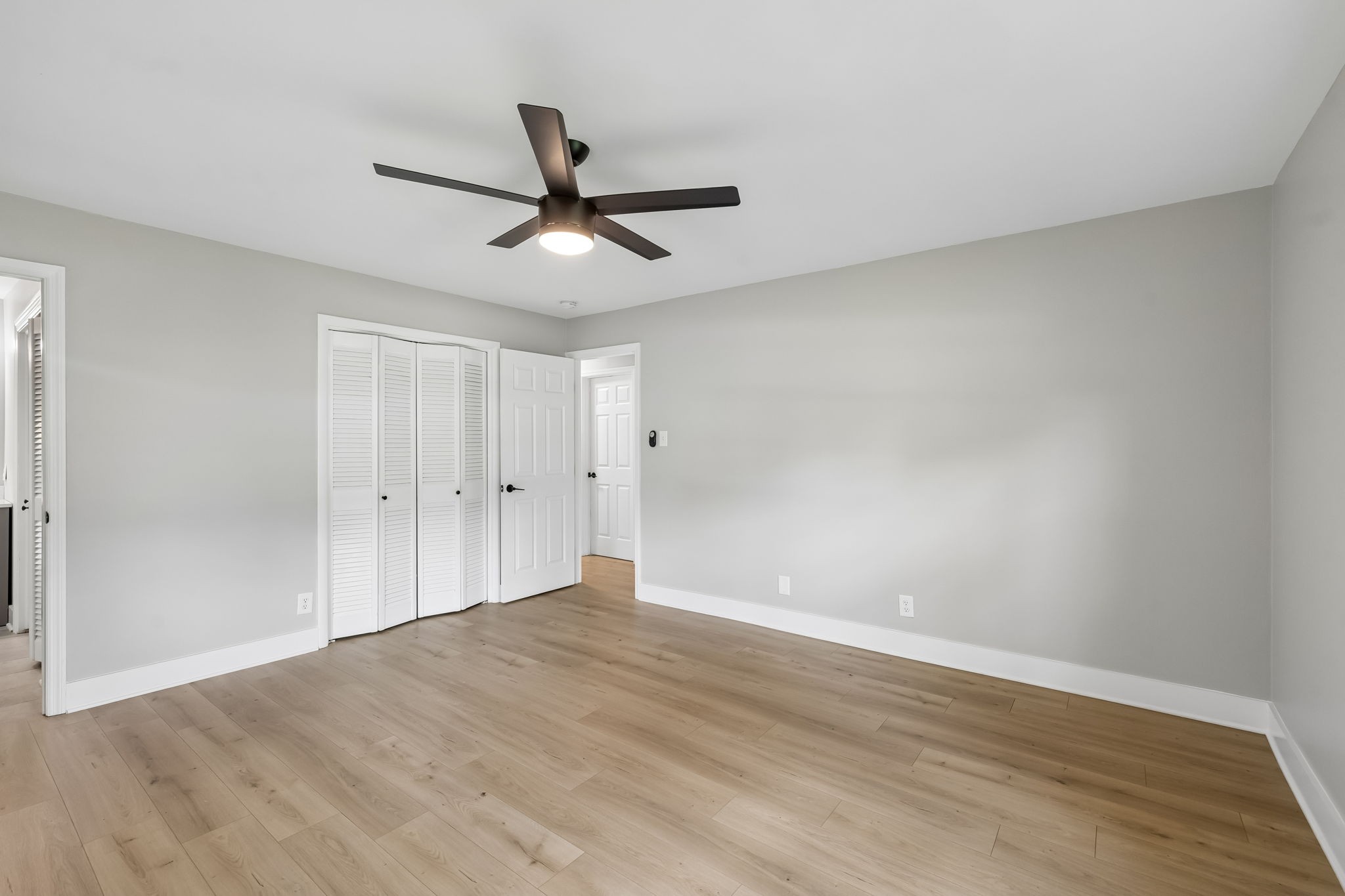 1401 Manor Rd
