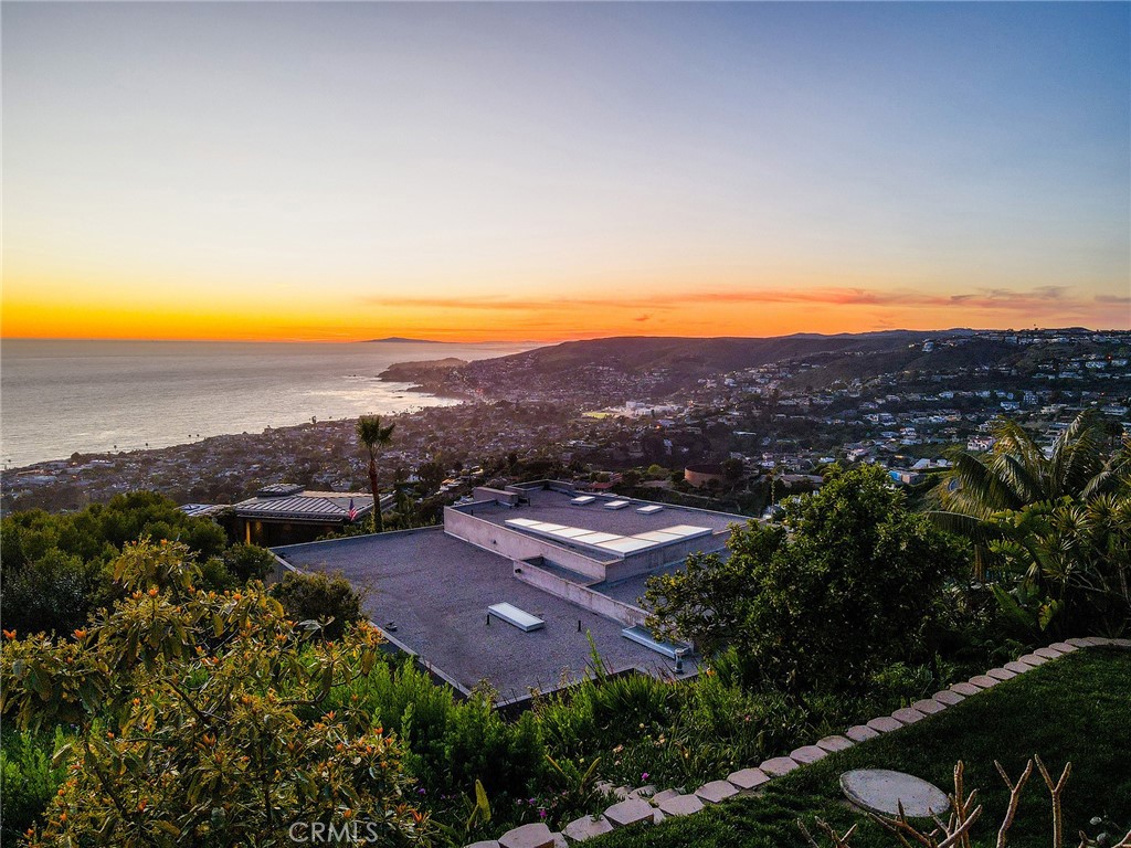 1155 Katella Street