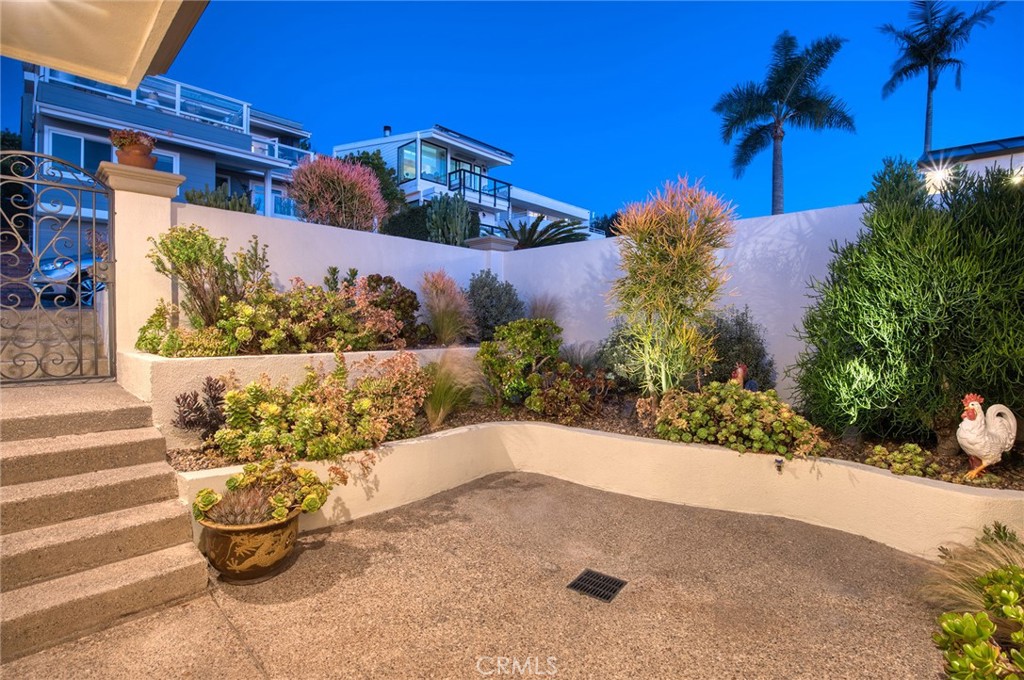1155 Katella Street