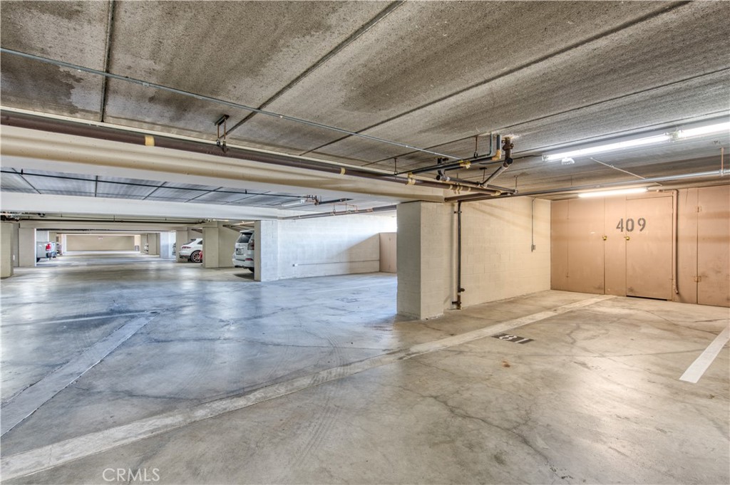 405 Avenida Granada