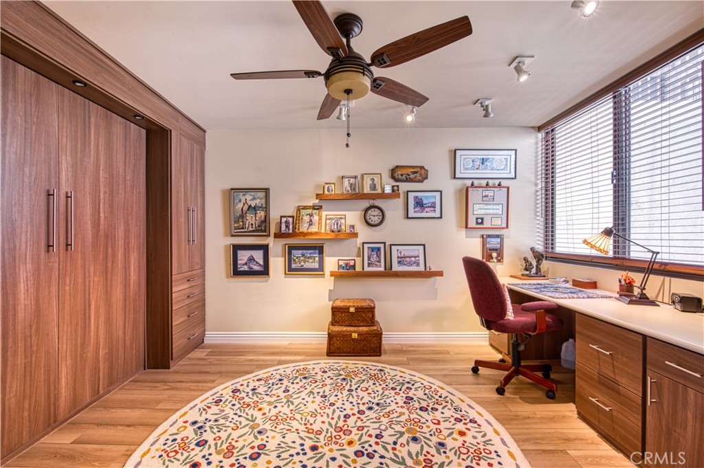 405 Avenida Granada