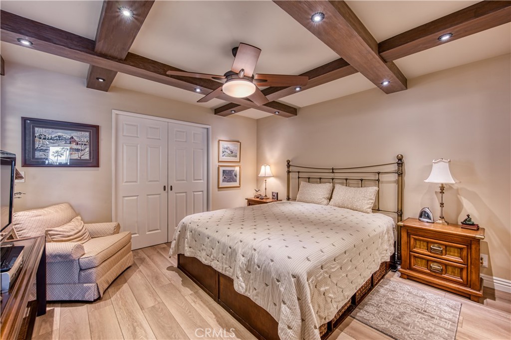 405 Avenida Granada