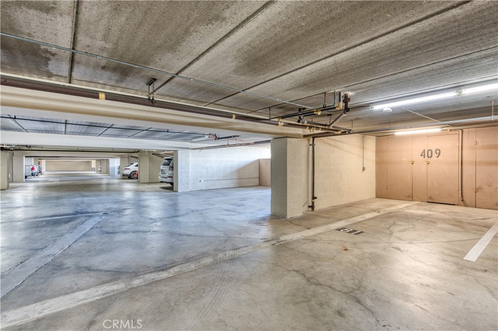 405 Avenida Granada