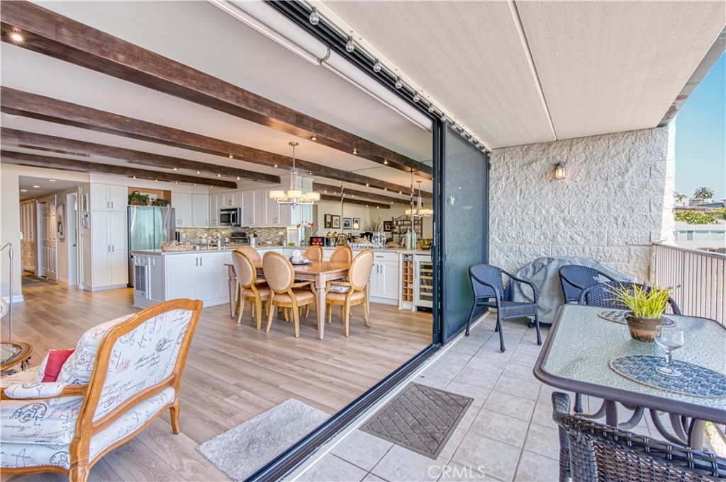 405 Avenida Granada
