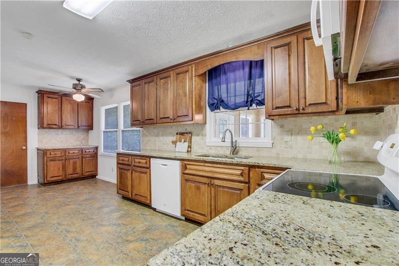 3332 Oak Grove Road