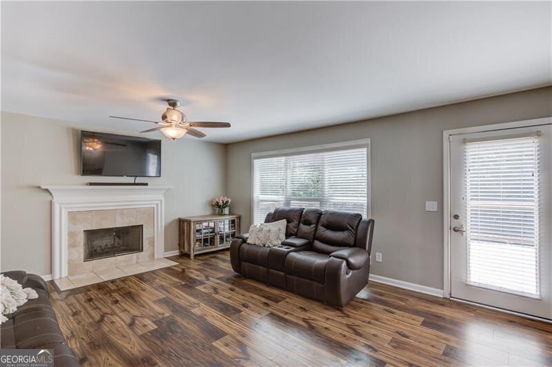 4729 Shady Lake Circle