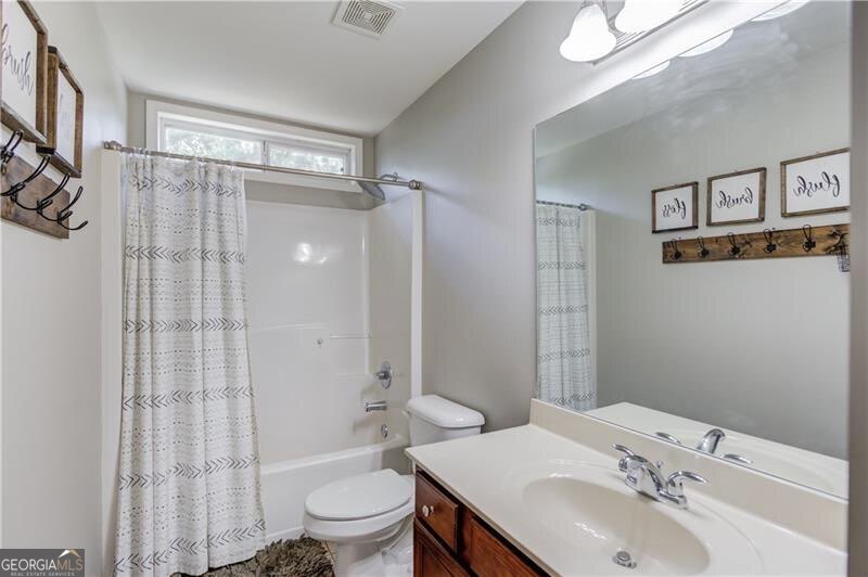 4729 Shady Lake Circle