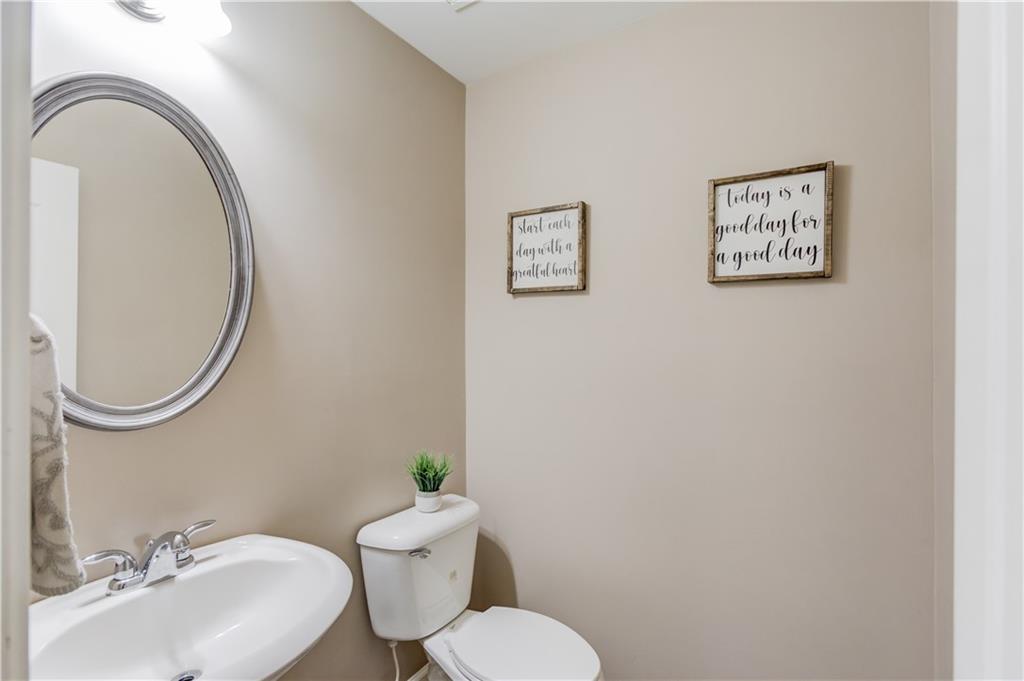 4729 Shady Lake Circle