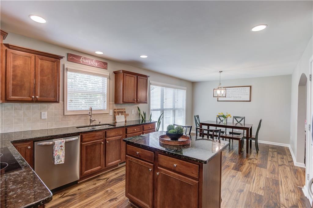 4729 Shady Lake Circle
