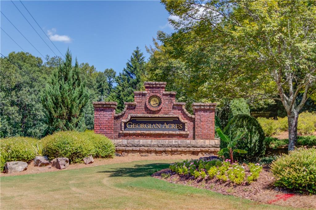 4729 Shady Lake Circle