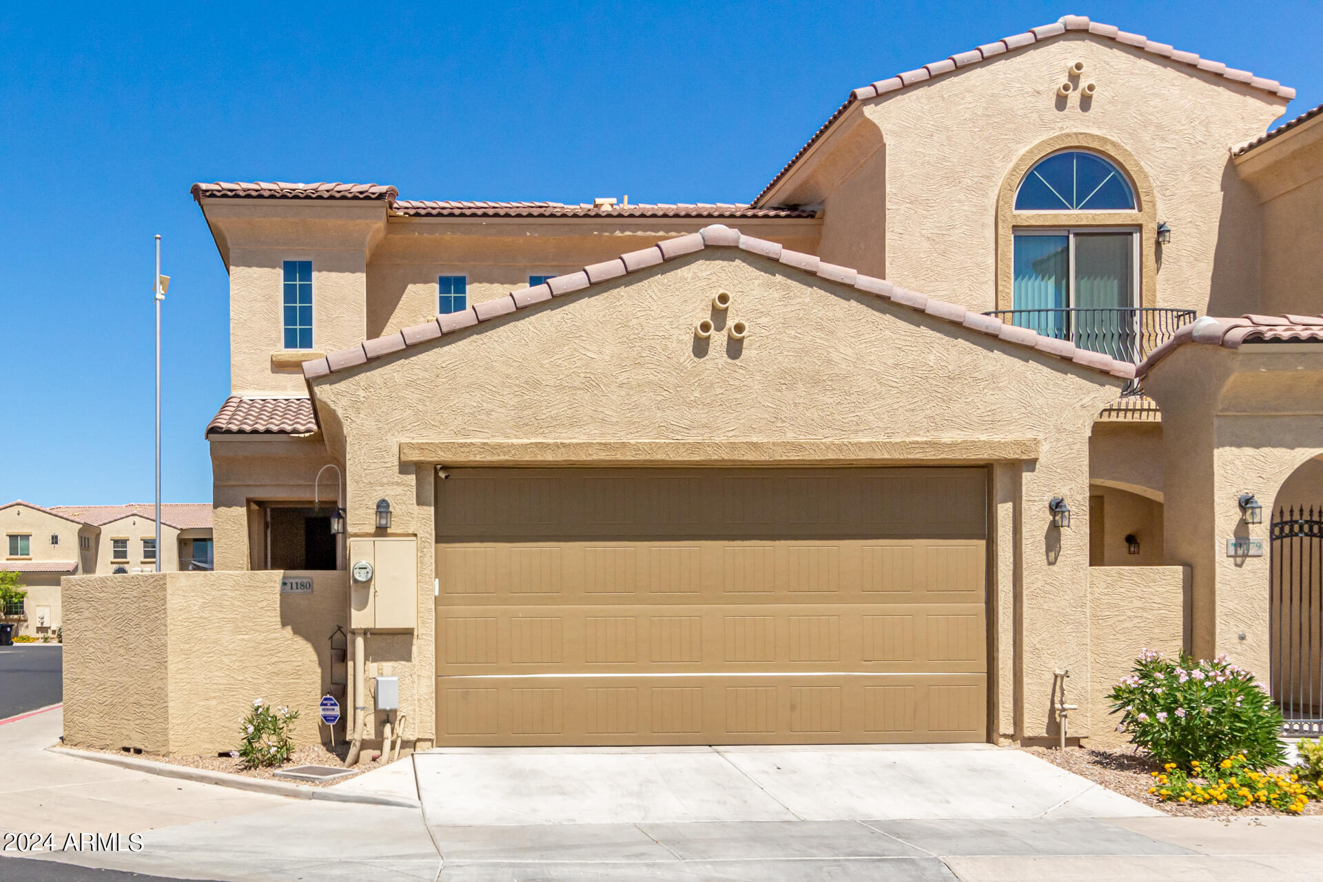 1367 S COUNTRY CLUB Drive # 1180