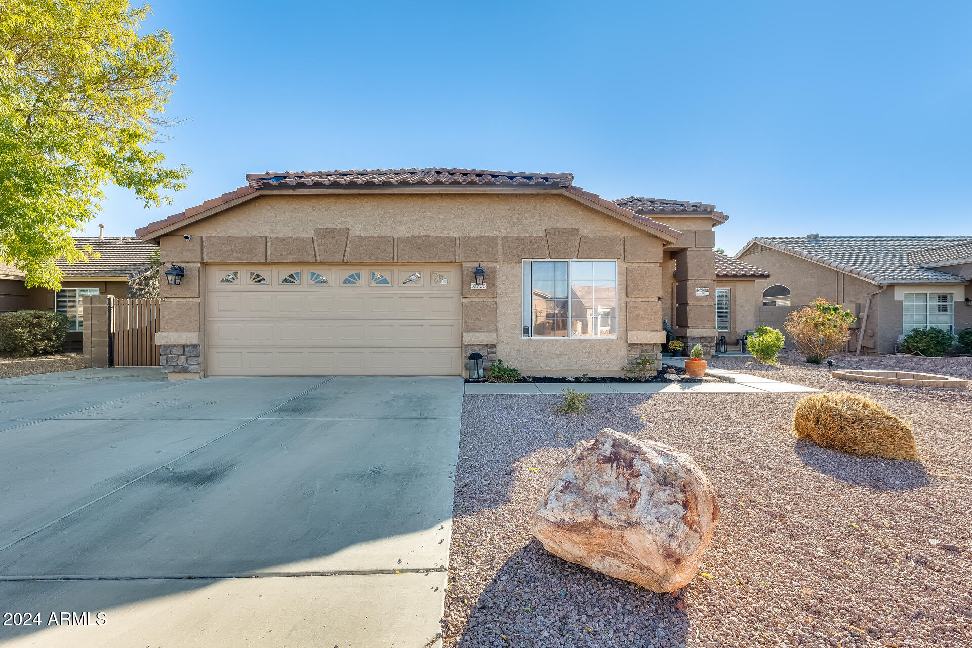 10763 W DEANNA Drive