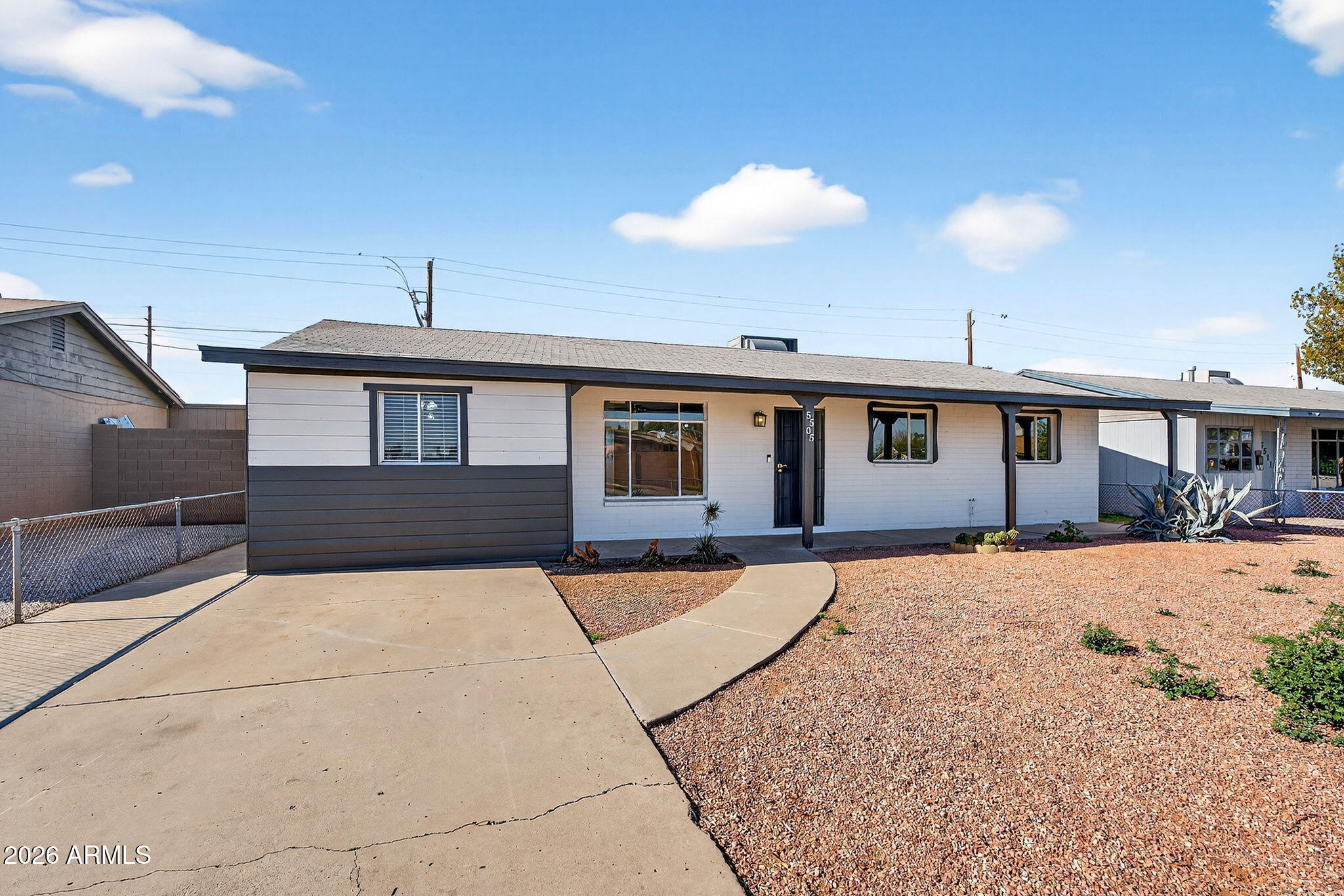 5505 W WHITTON Avenue