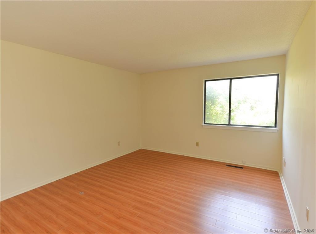 272 Heritage Village A