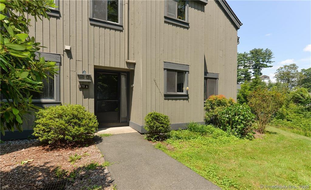 272 Heritage Village A