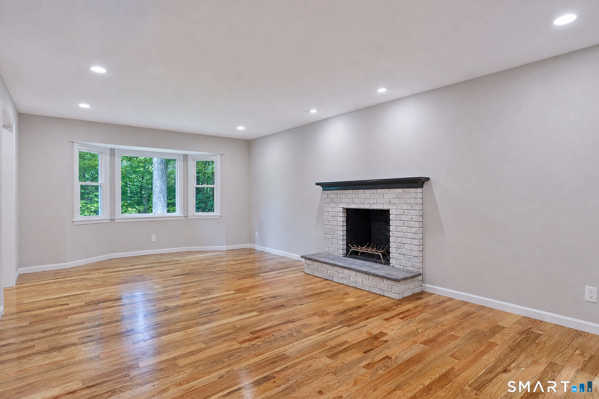 10 Leopard Drive