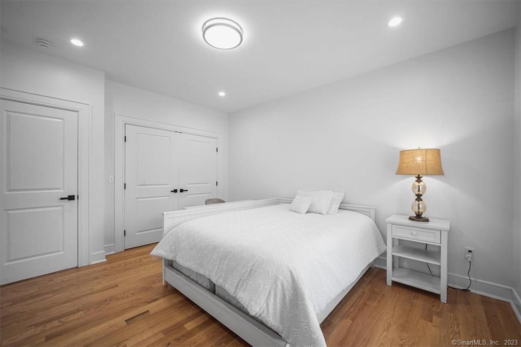 14 Crest Place