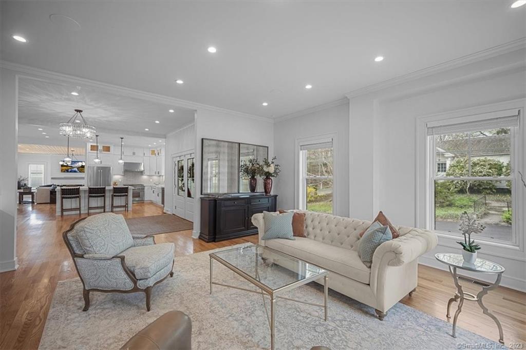14 Crest Place
