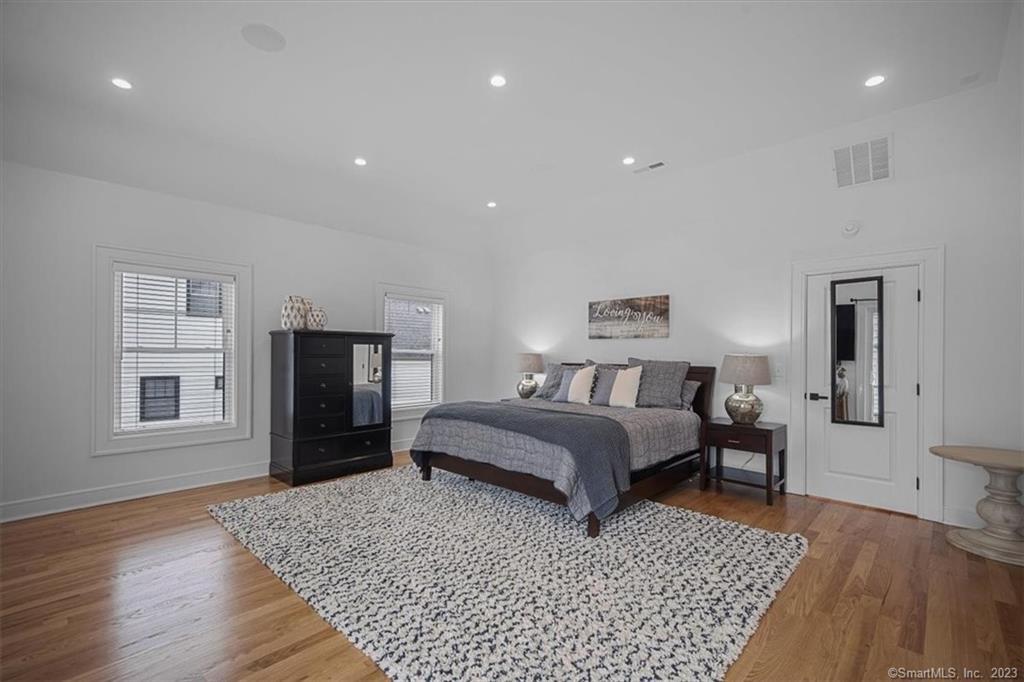 14 Crest Place