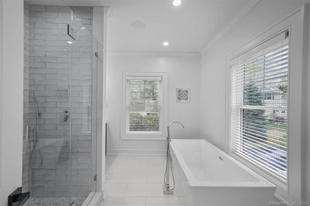 14 Crest Place