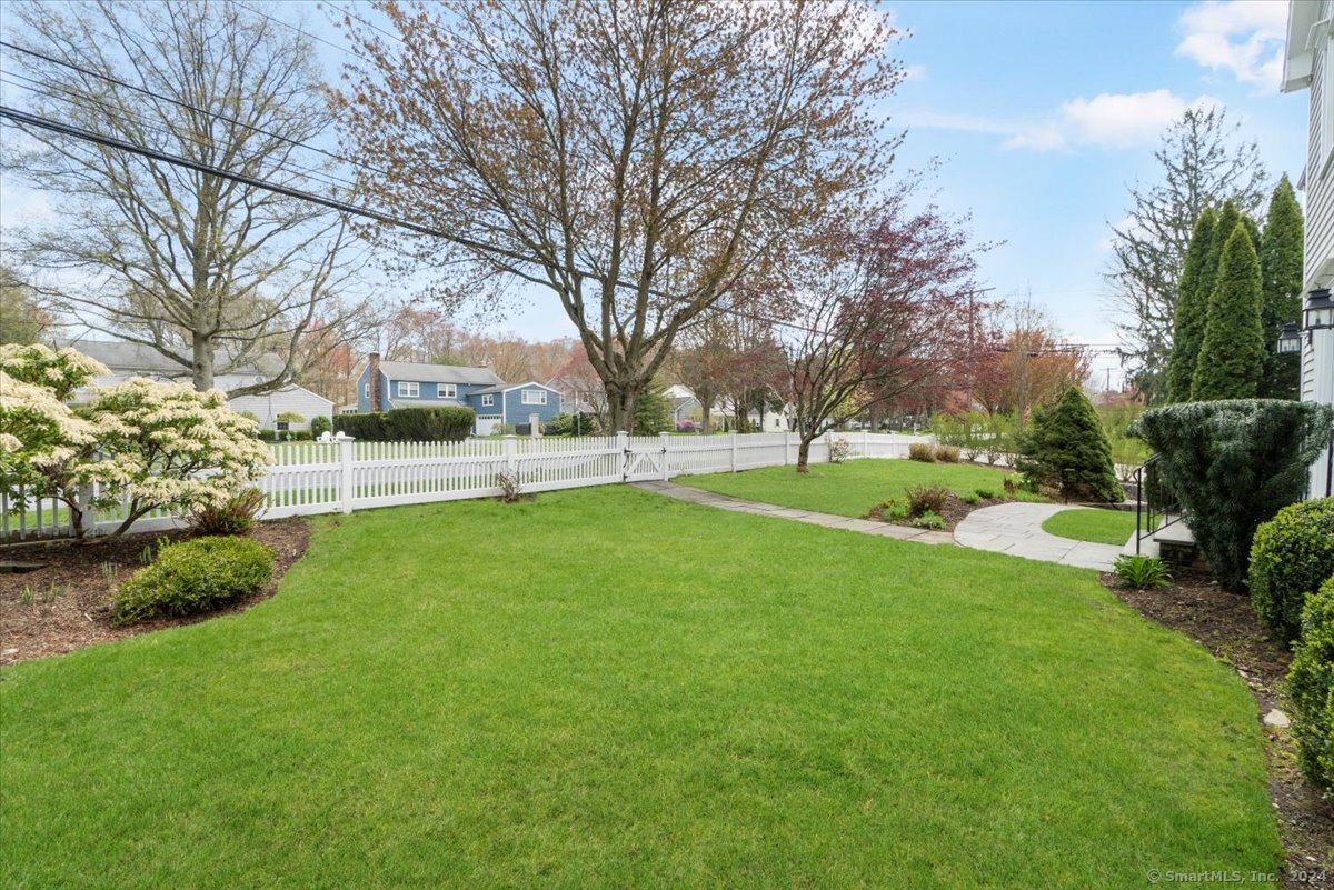 1531 Mill Plain Road