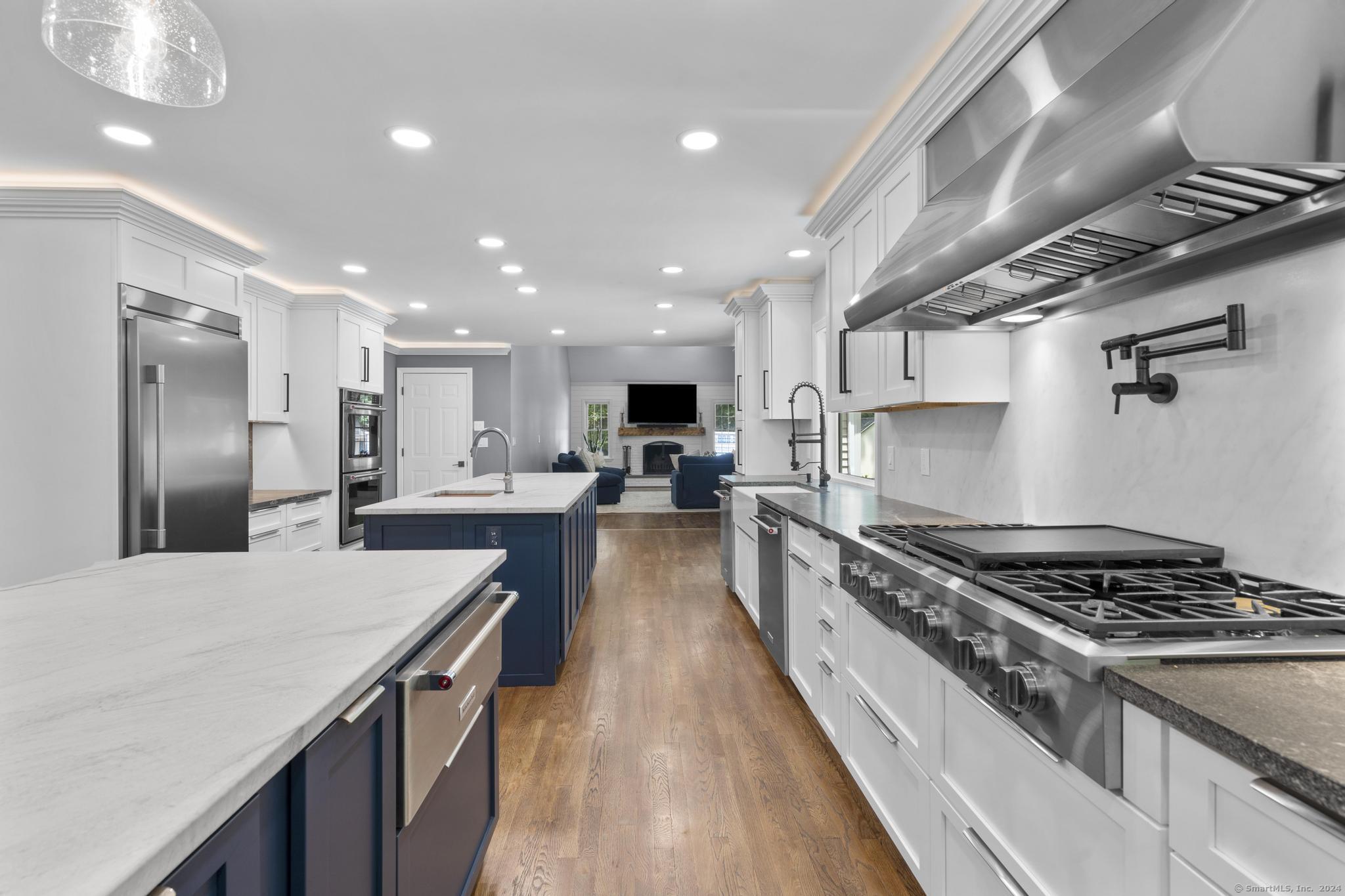 10 Avalon Way