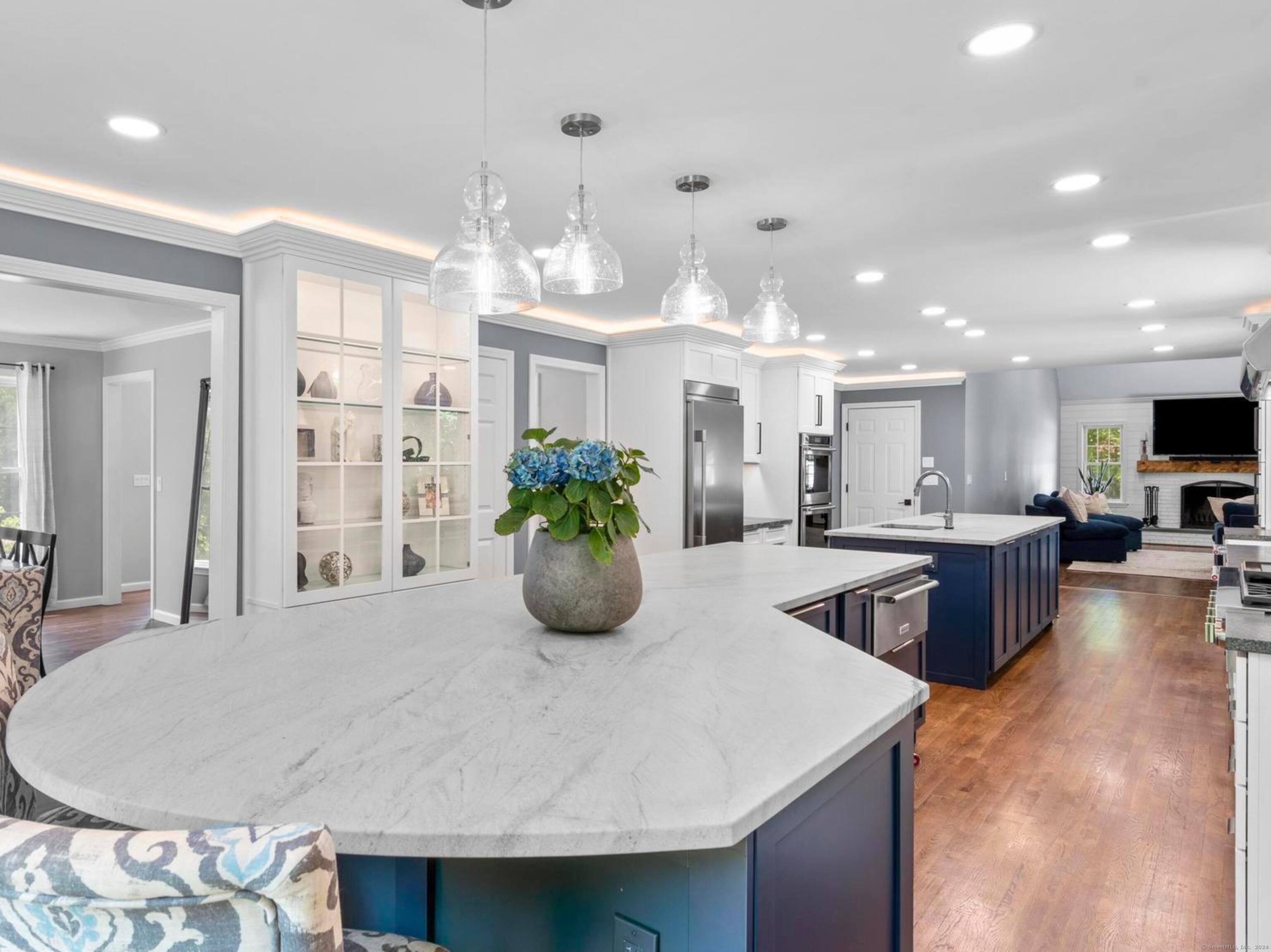 10 Avalon Way