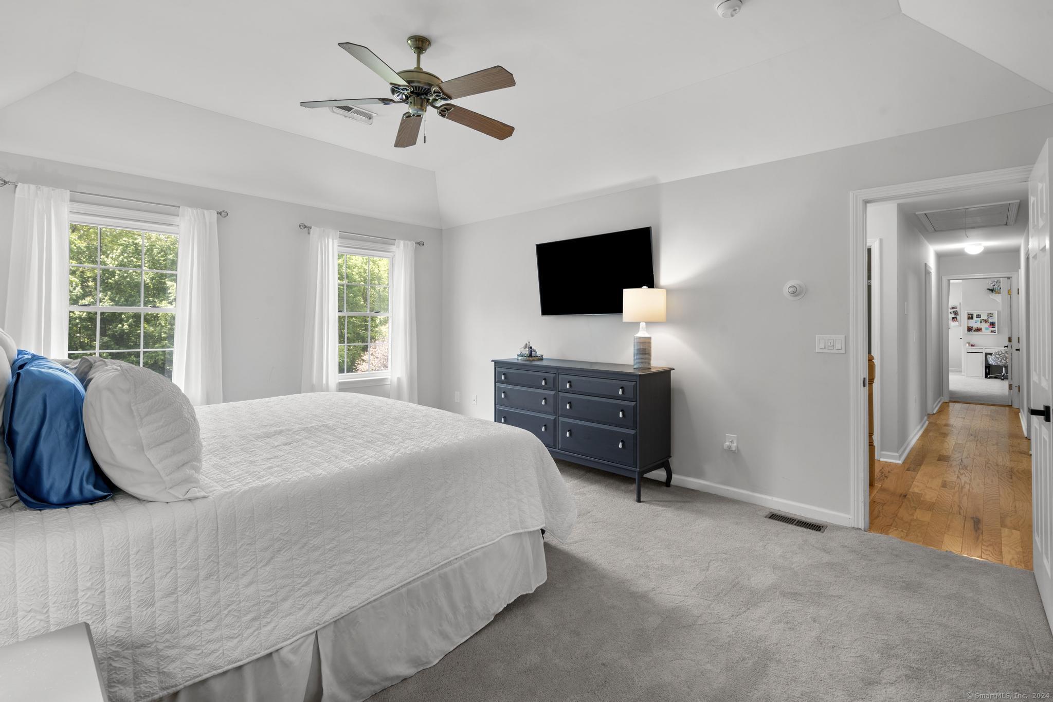 10 Avalon Way
