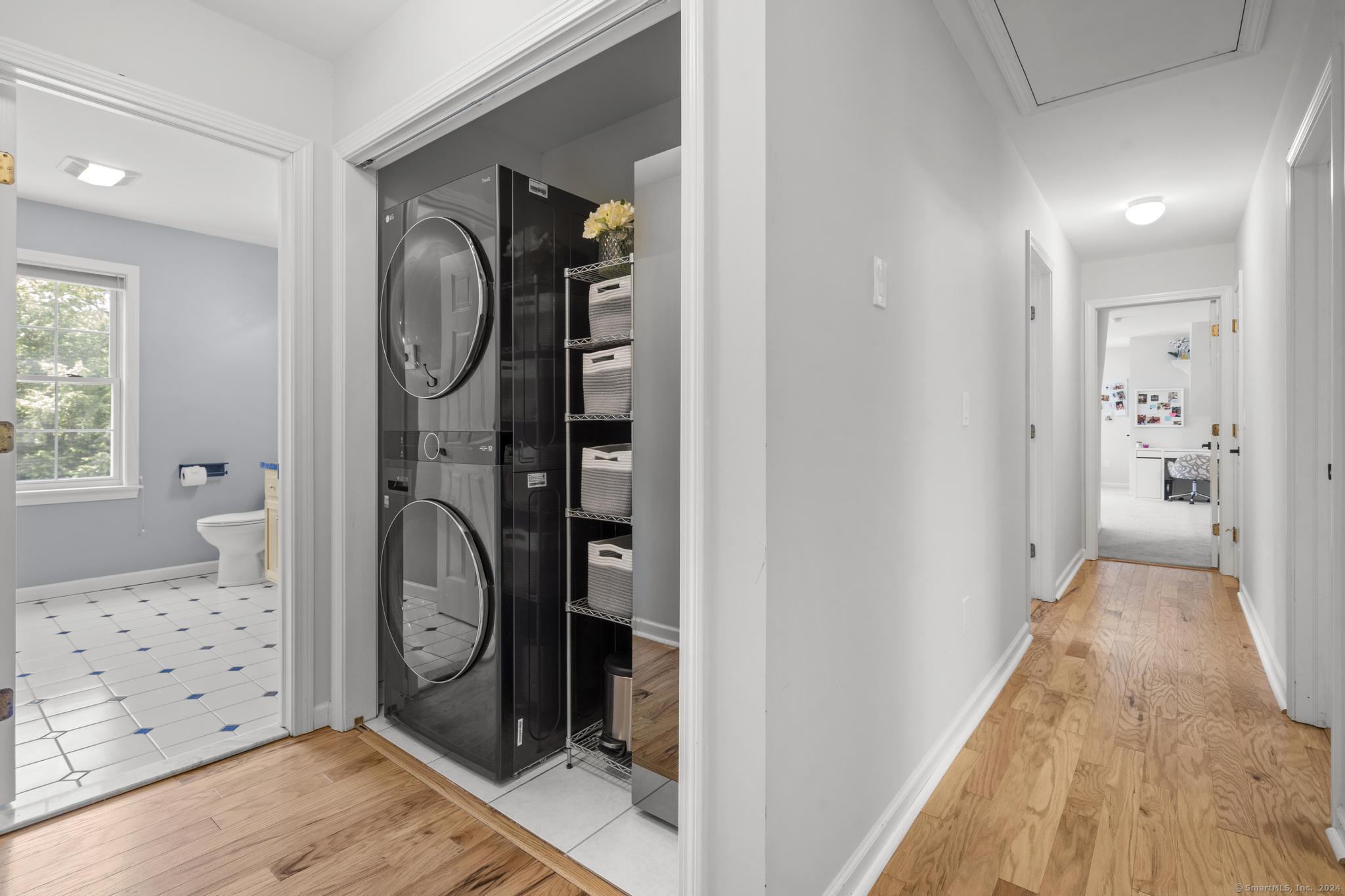 10 Avalon Way