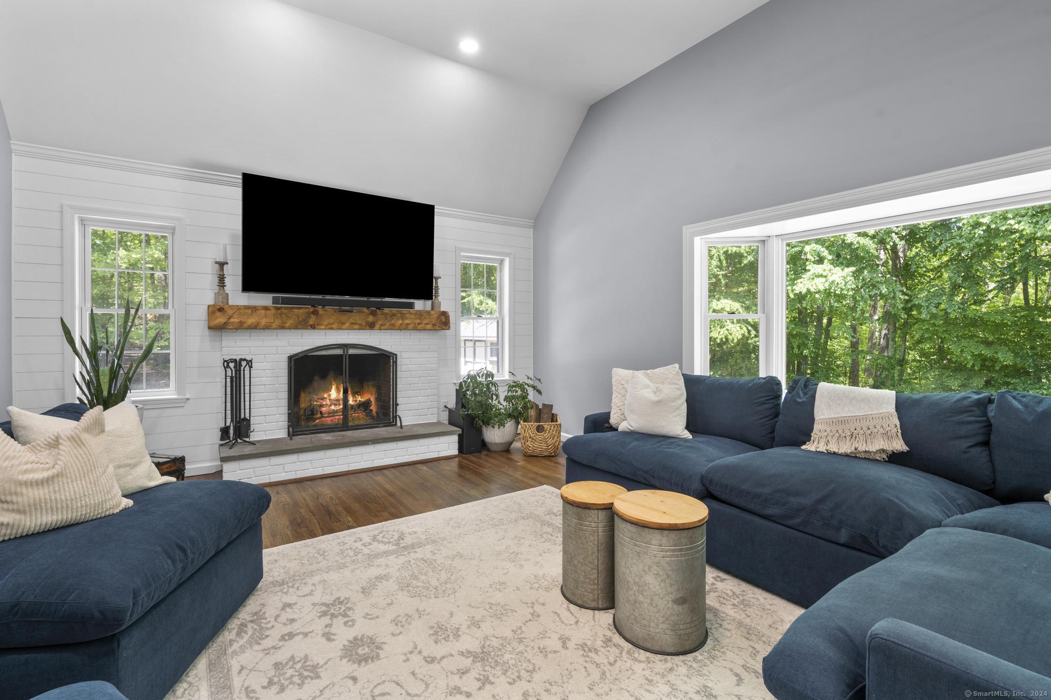 10 Avalon Way