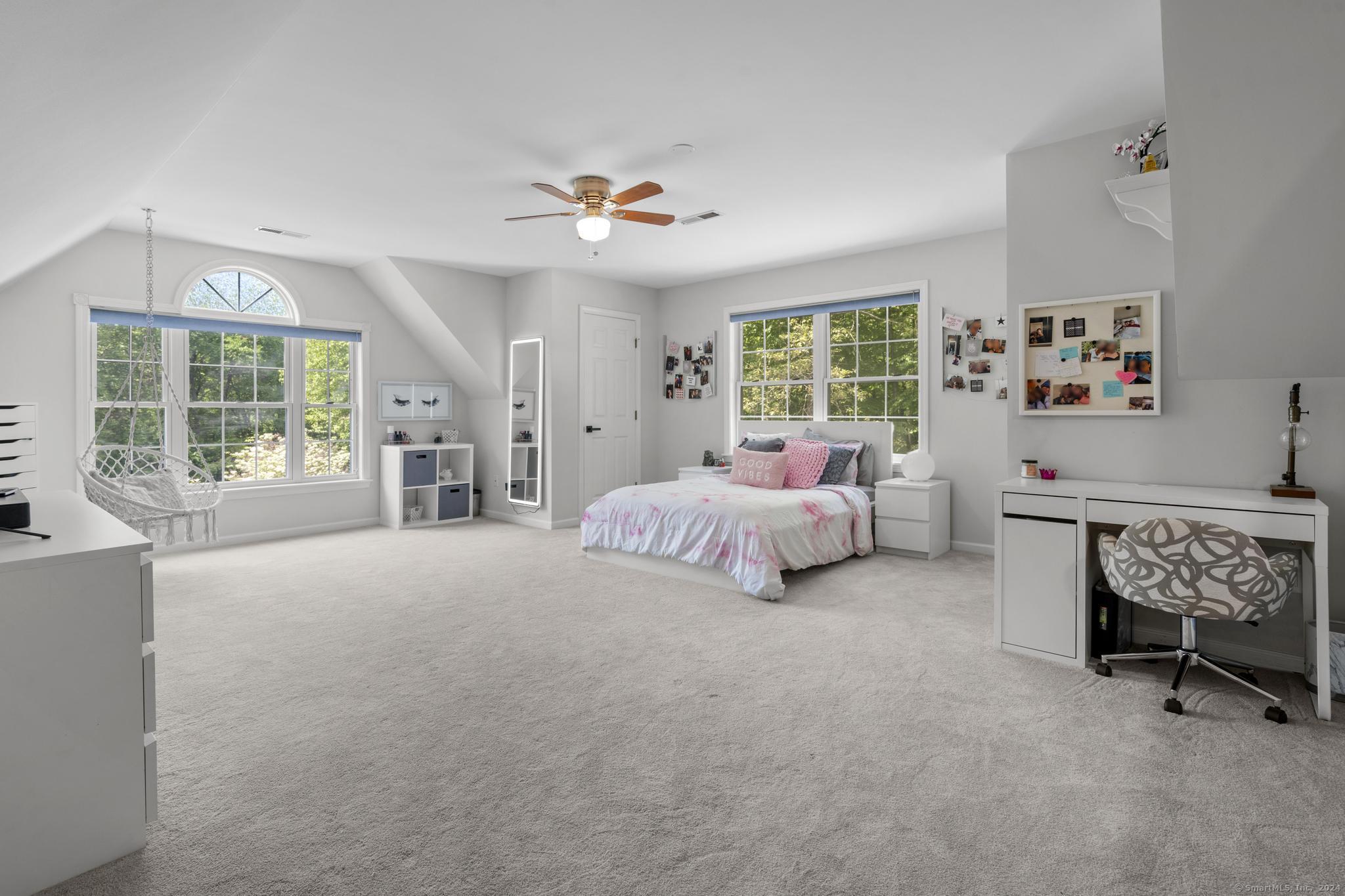 10 Avalon Way