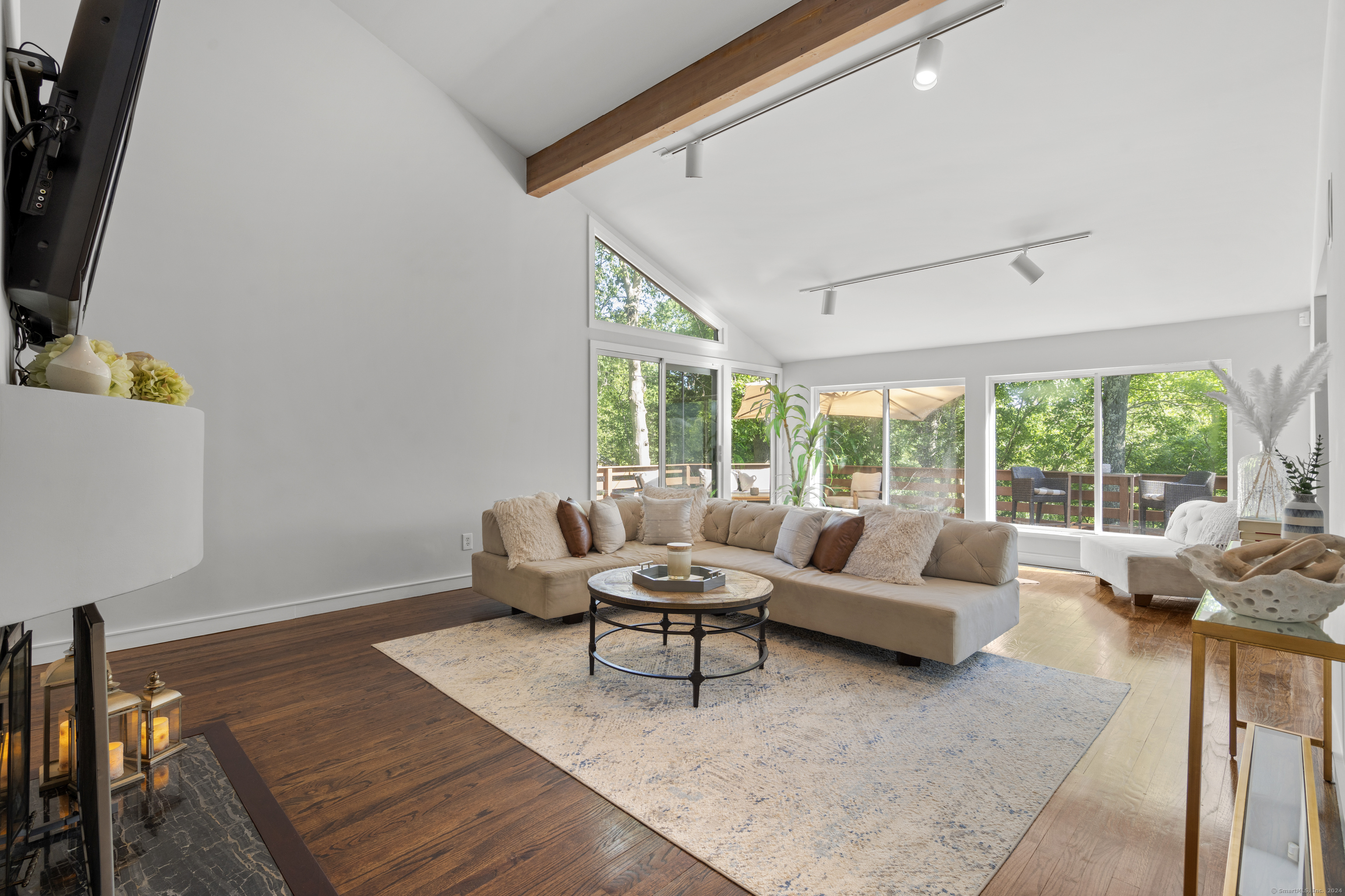 19 Laurel Lake East