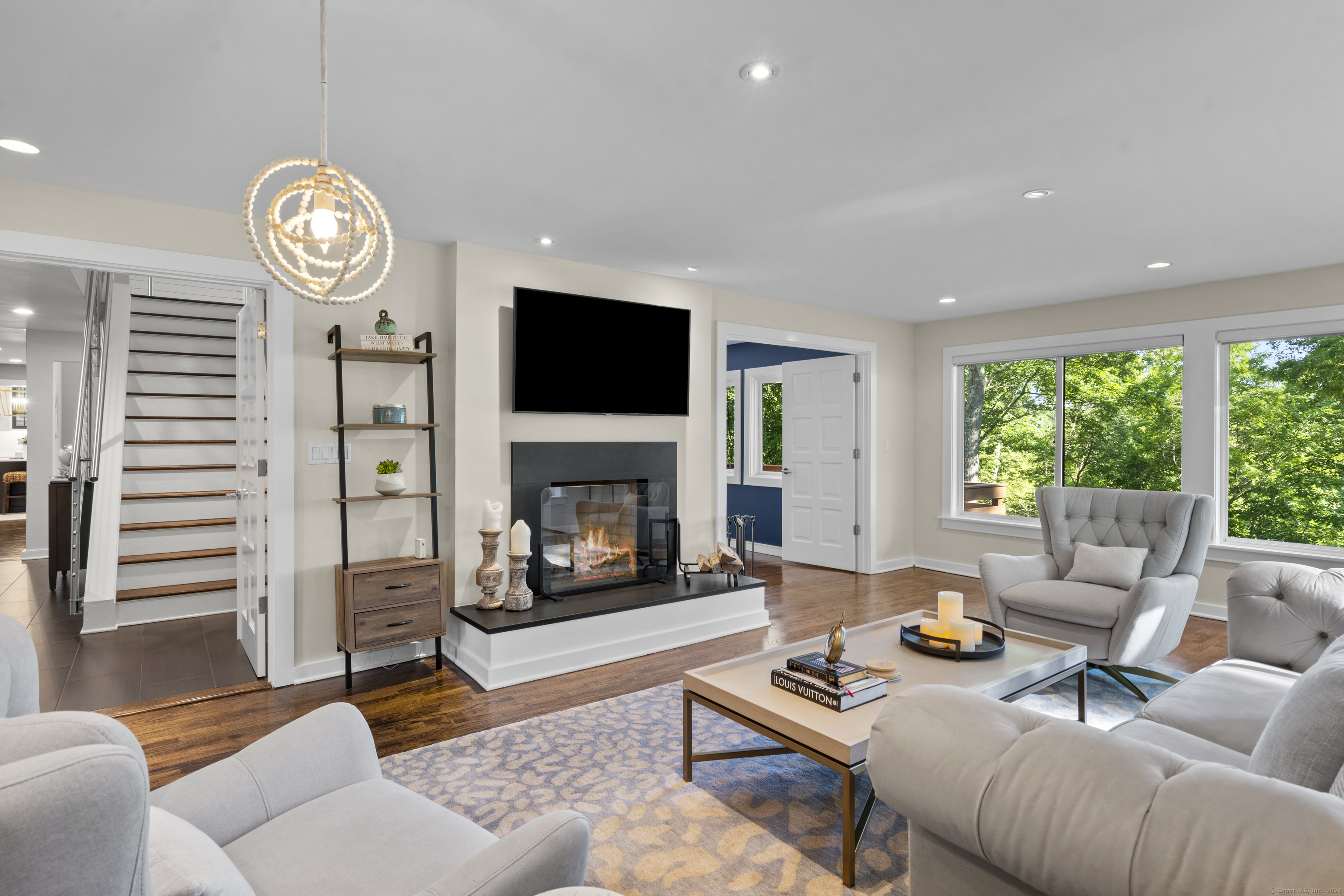 19 Laurel Lake East
