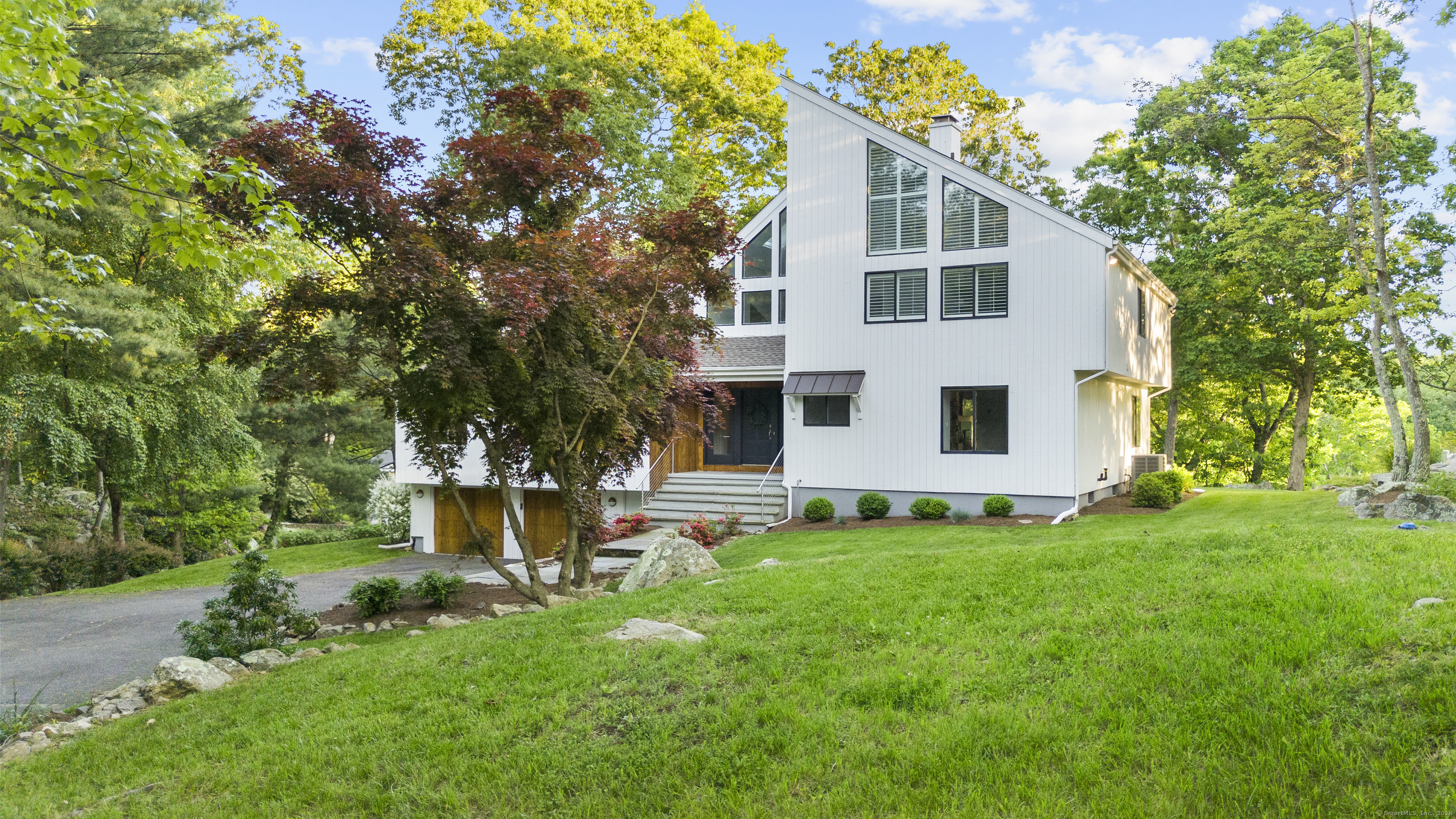 19 Laurel Lake East