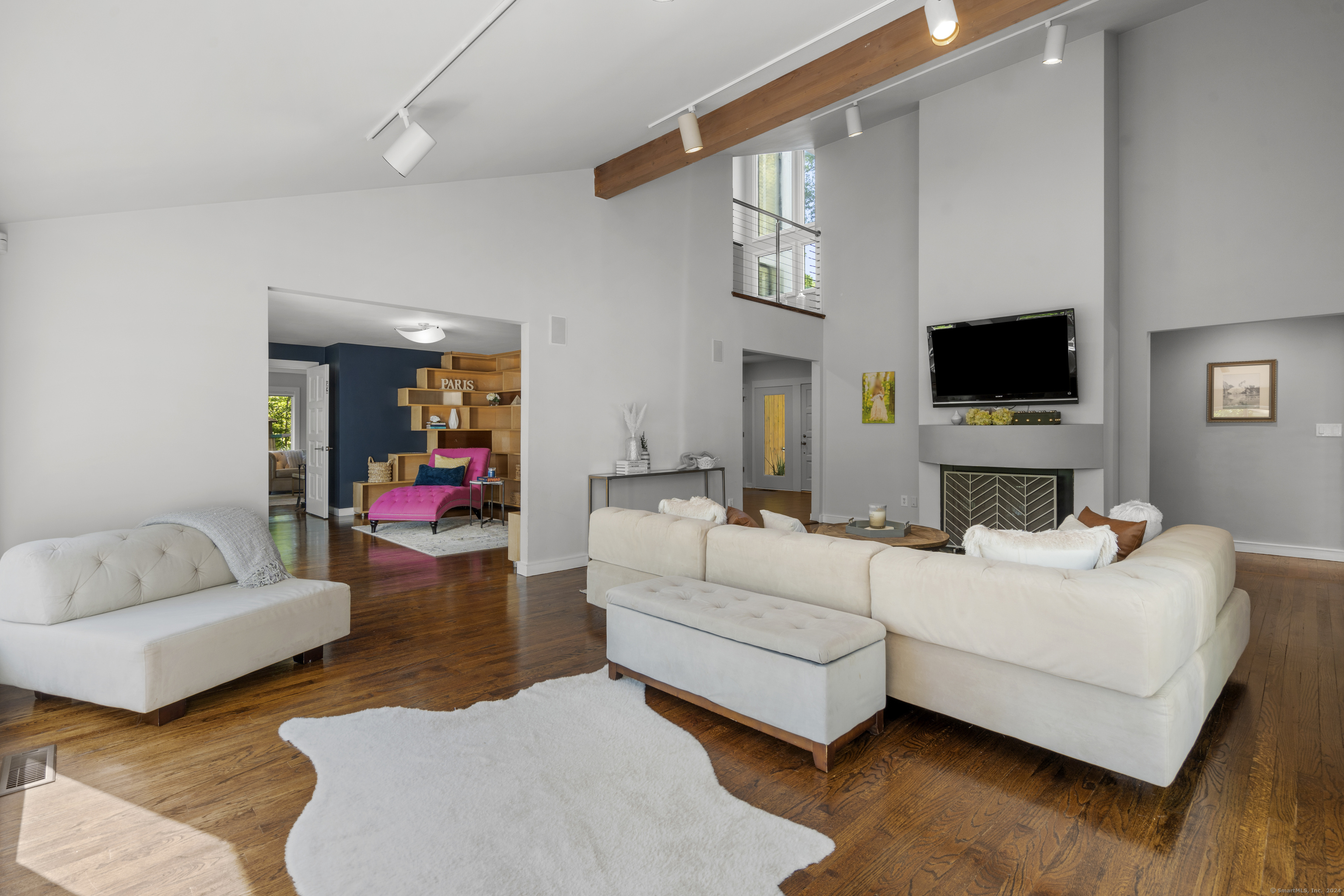 19 Laurel Lake East