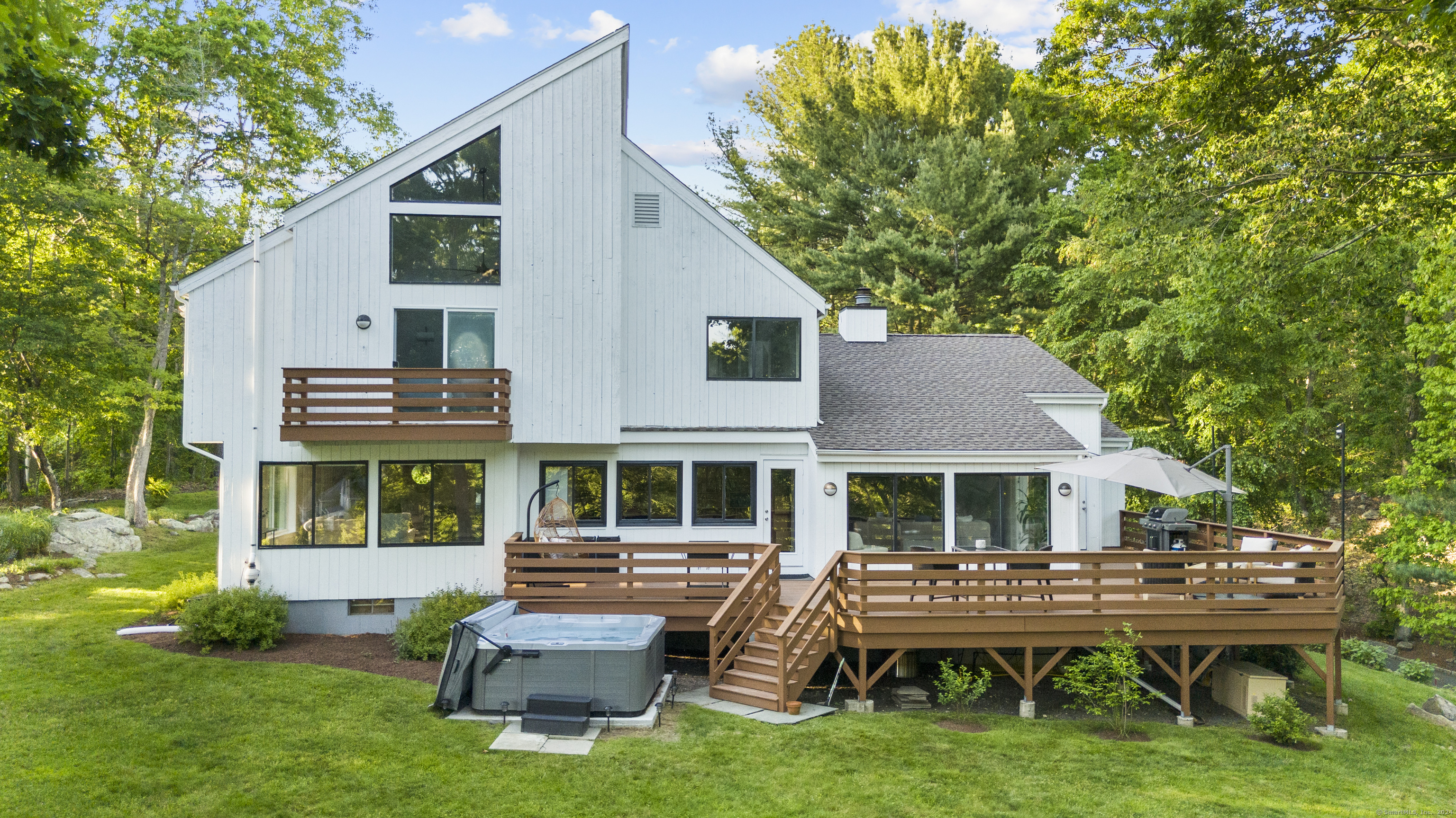 19 Laurel Lake East