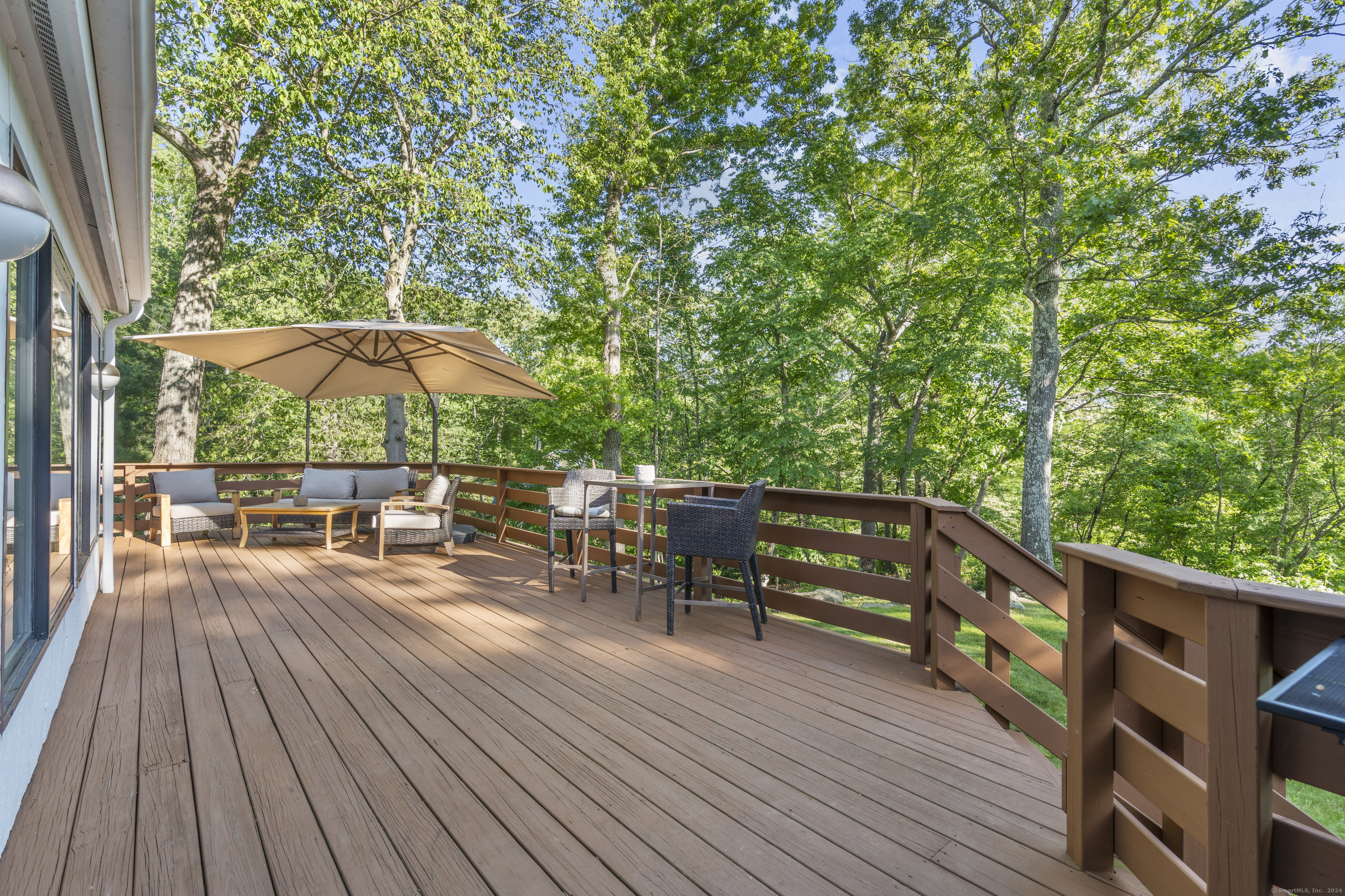 19 Laurel Lake East
