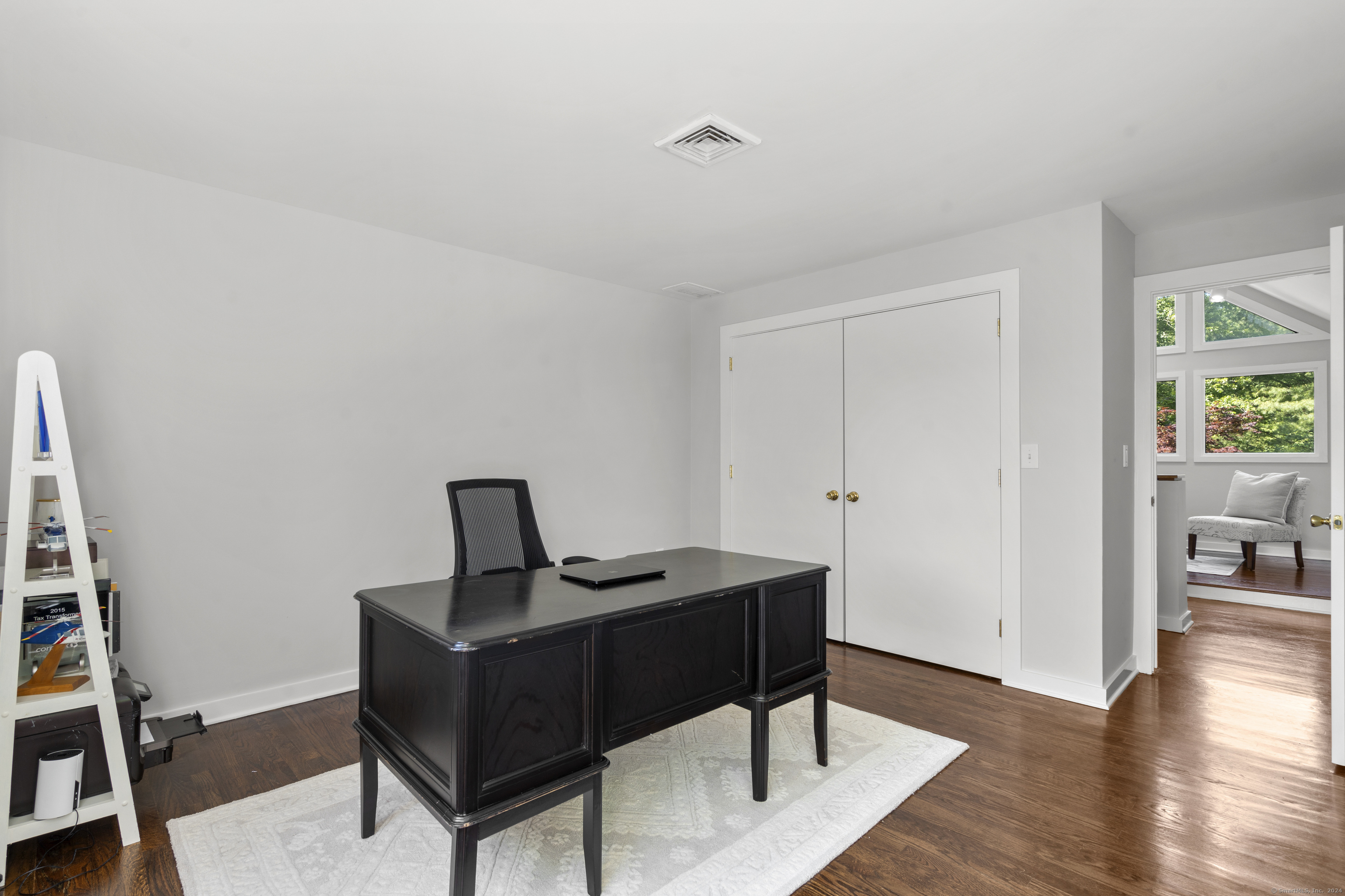 19 Laurel Lake East