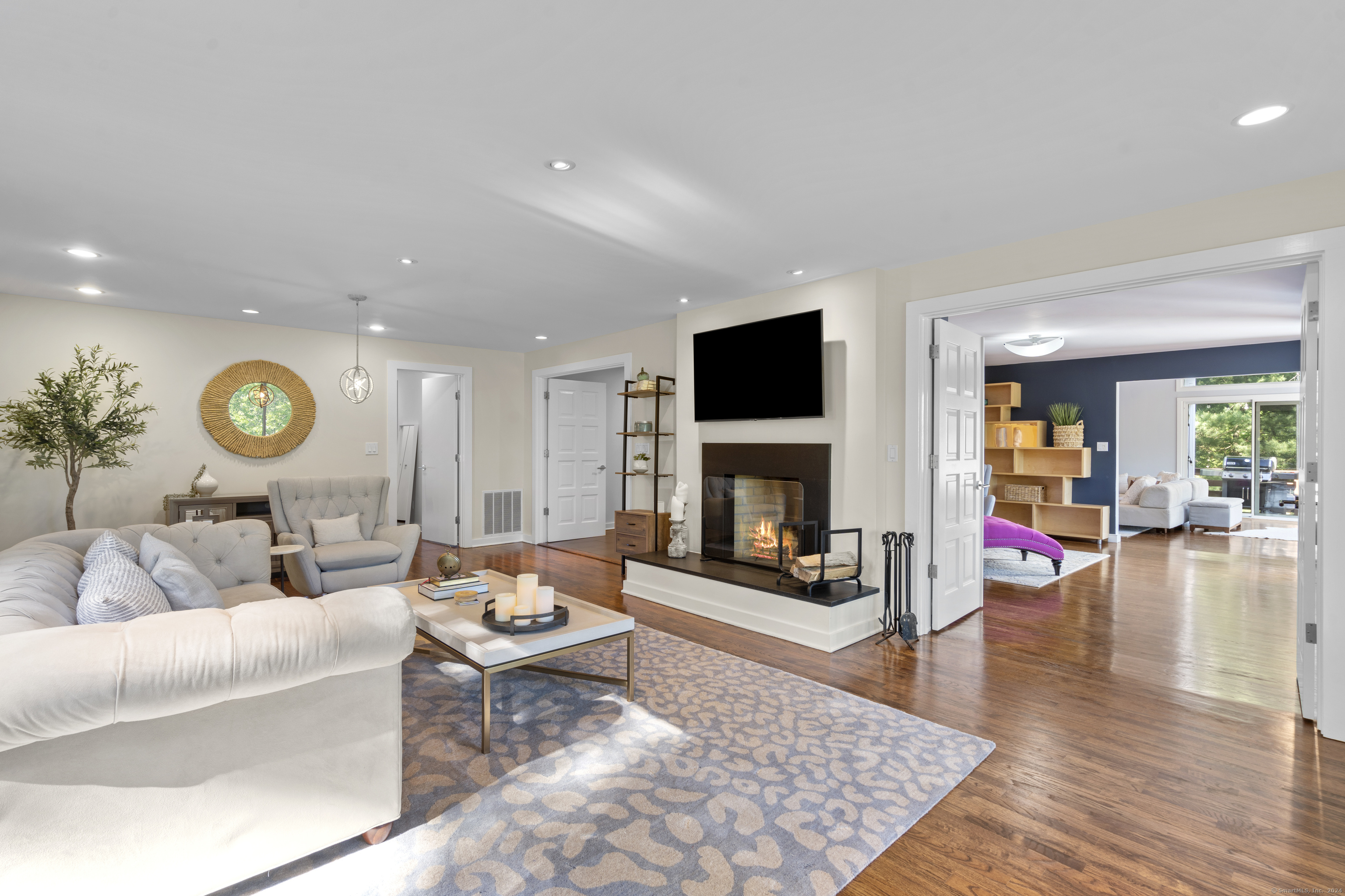 19 Laurel Lake East
