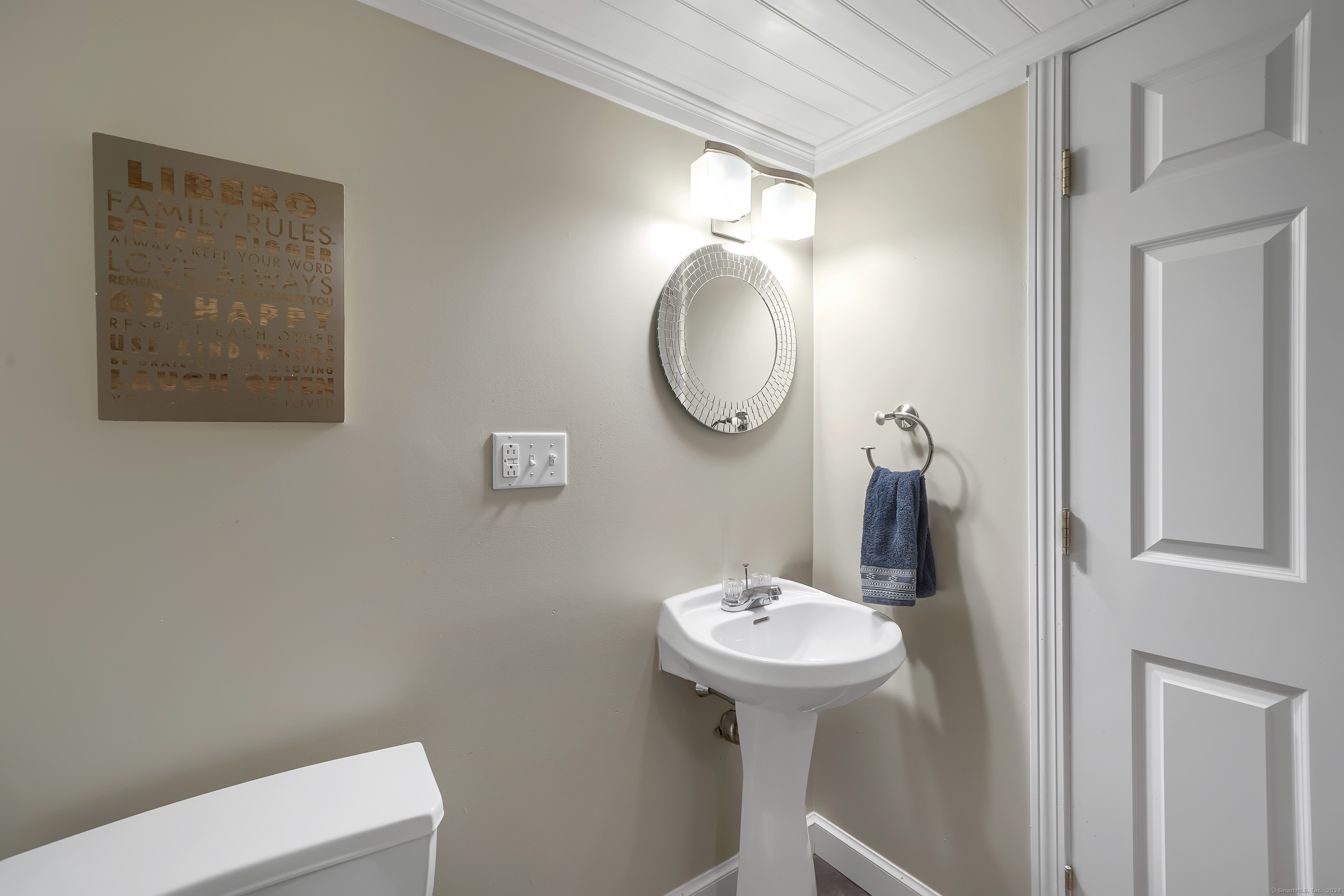 110 Meadow View Terrace