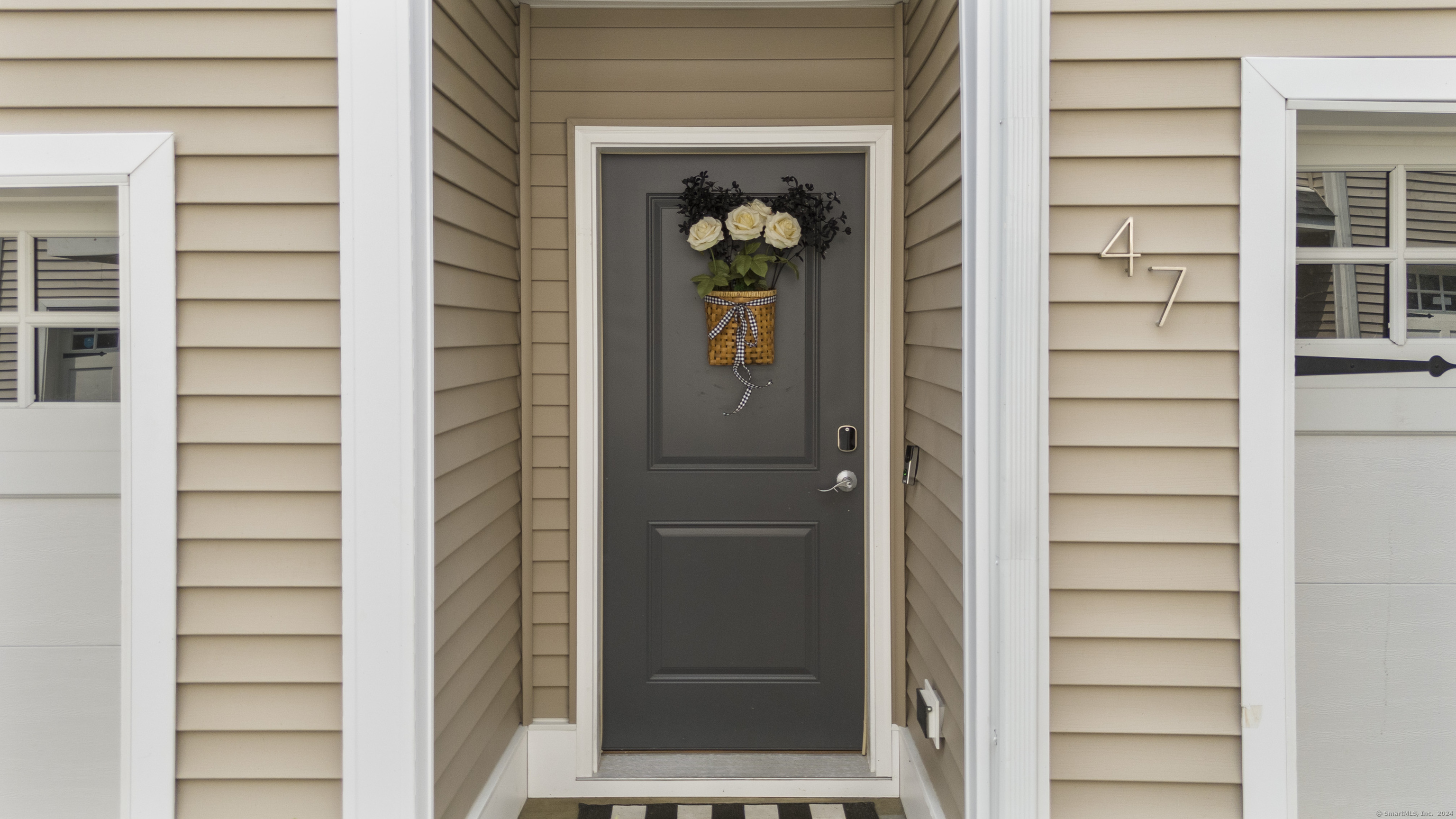 115 Colonial Road 47