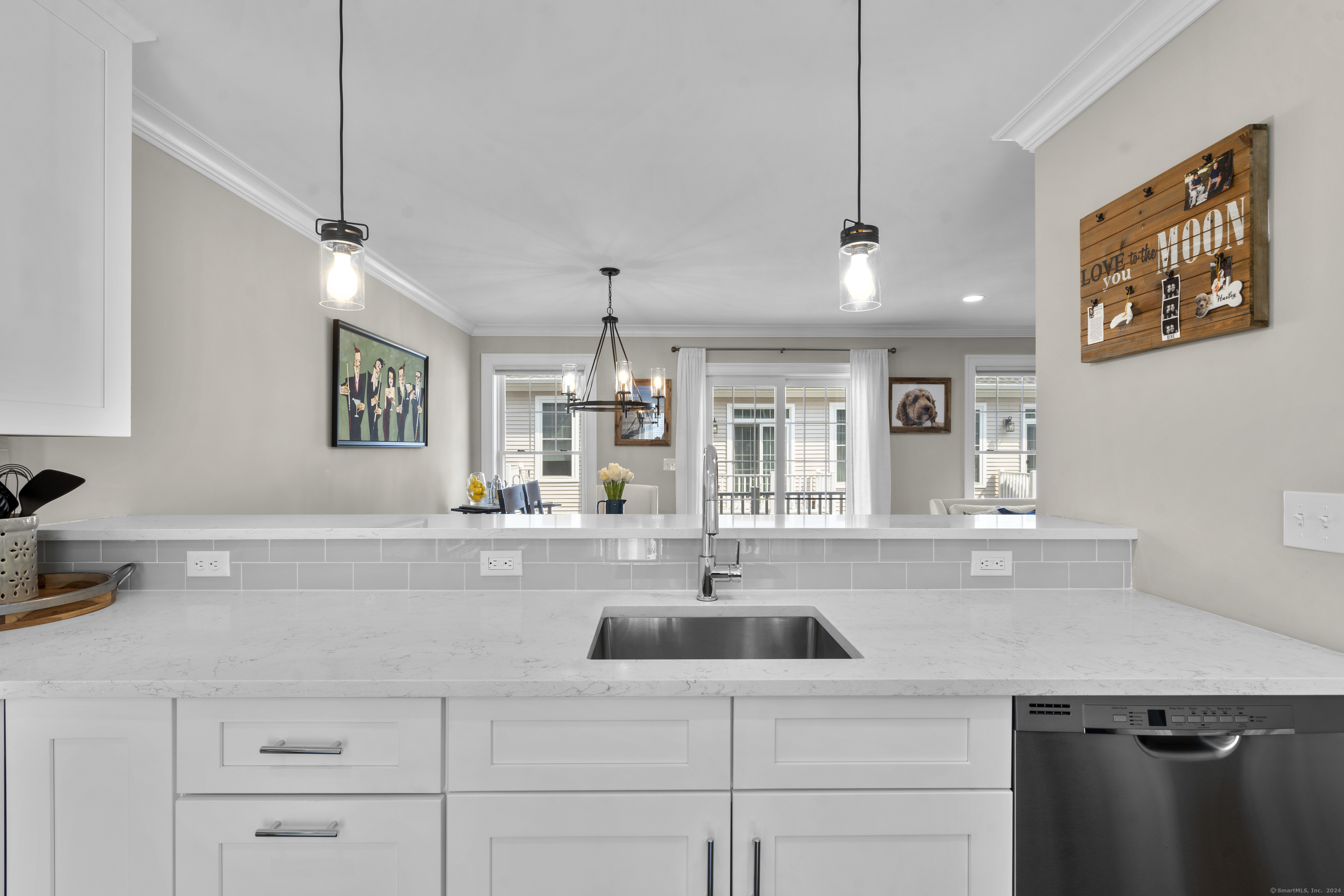 115 Colonial Road 47