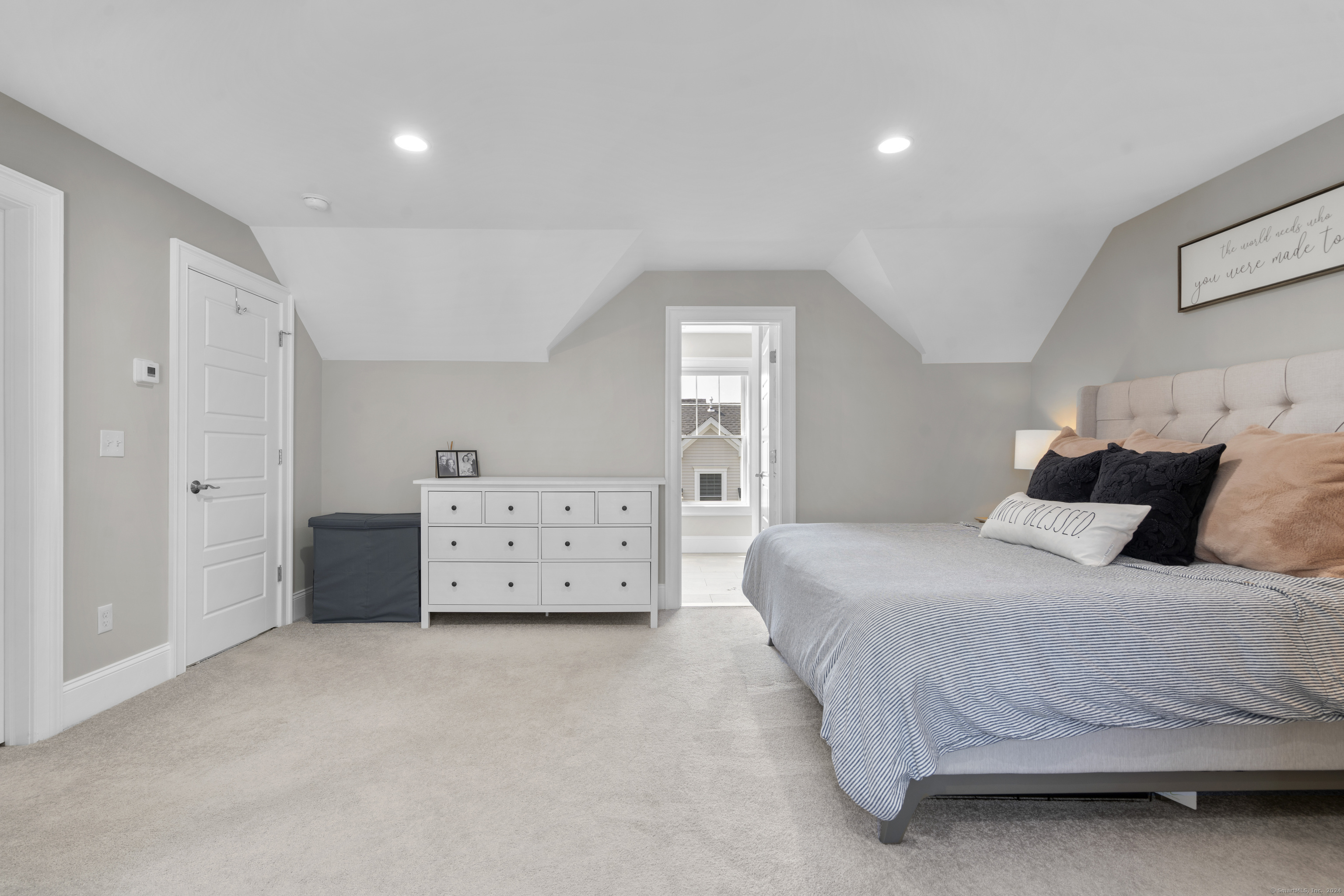 115 Colonial Road 47
