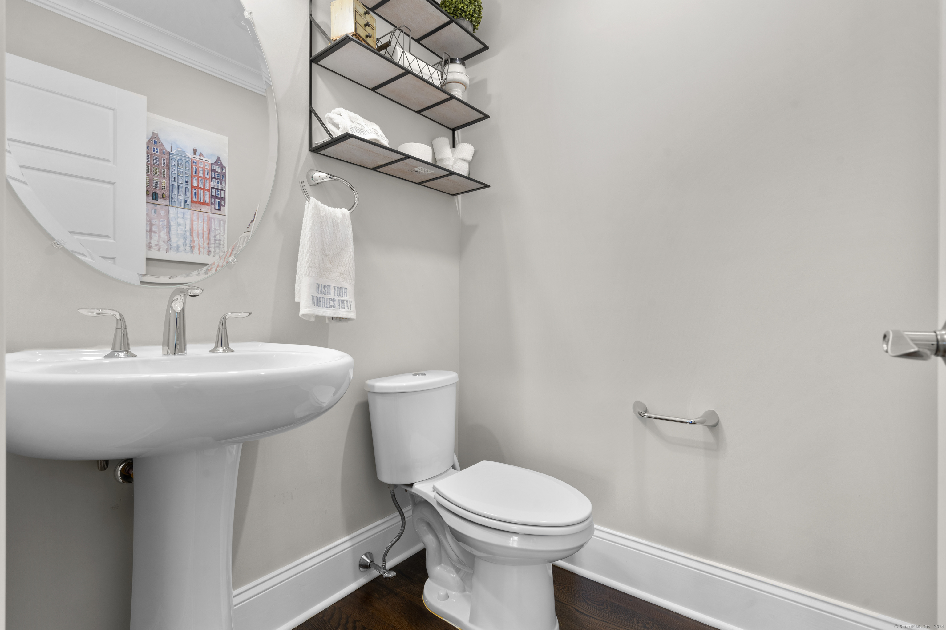 115 Colonial Road 47