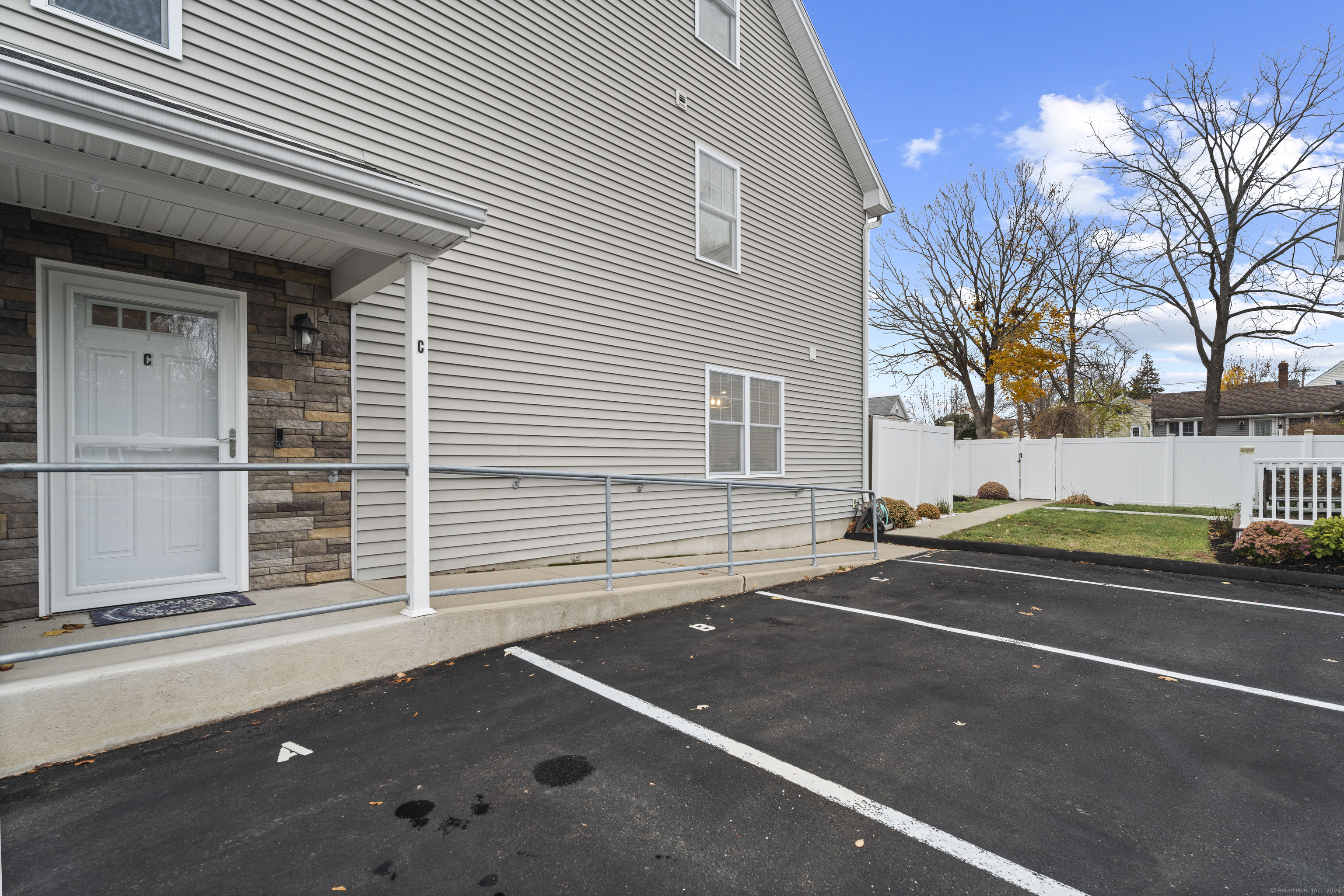 240 Hemingway Avenue UNIT C