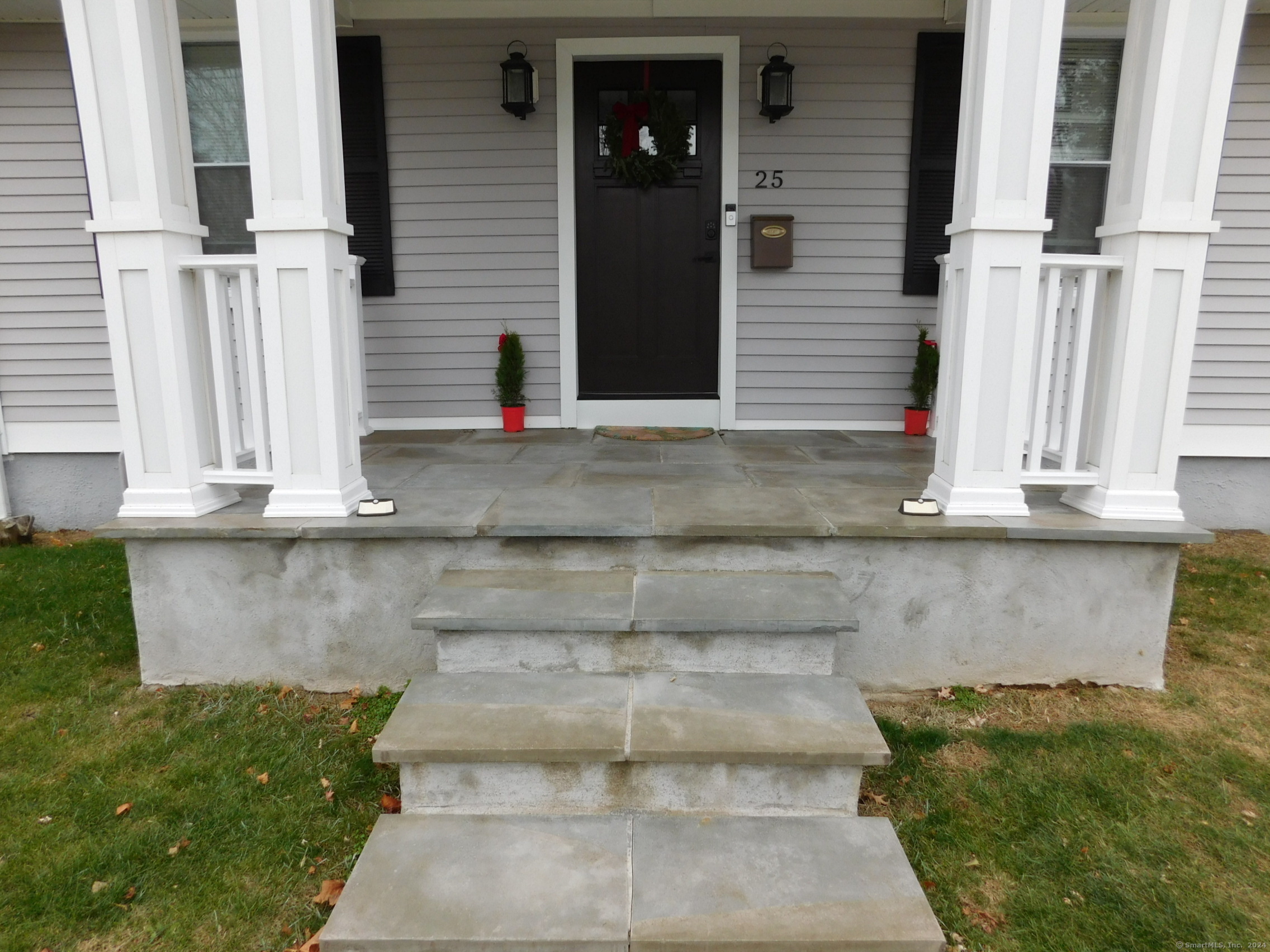 25 Deerfield Street