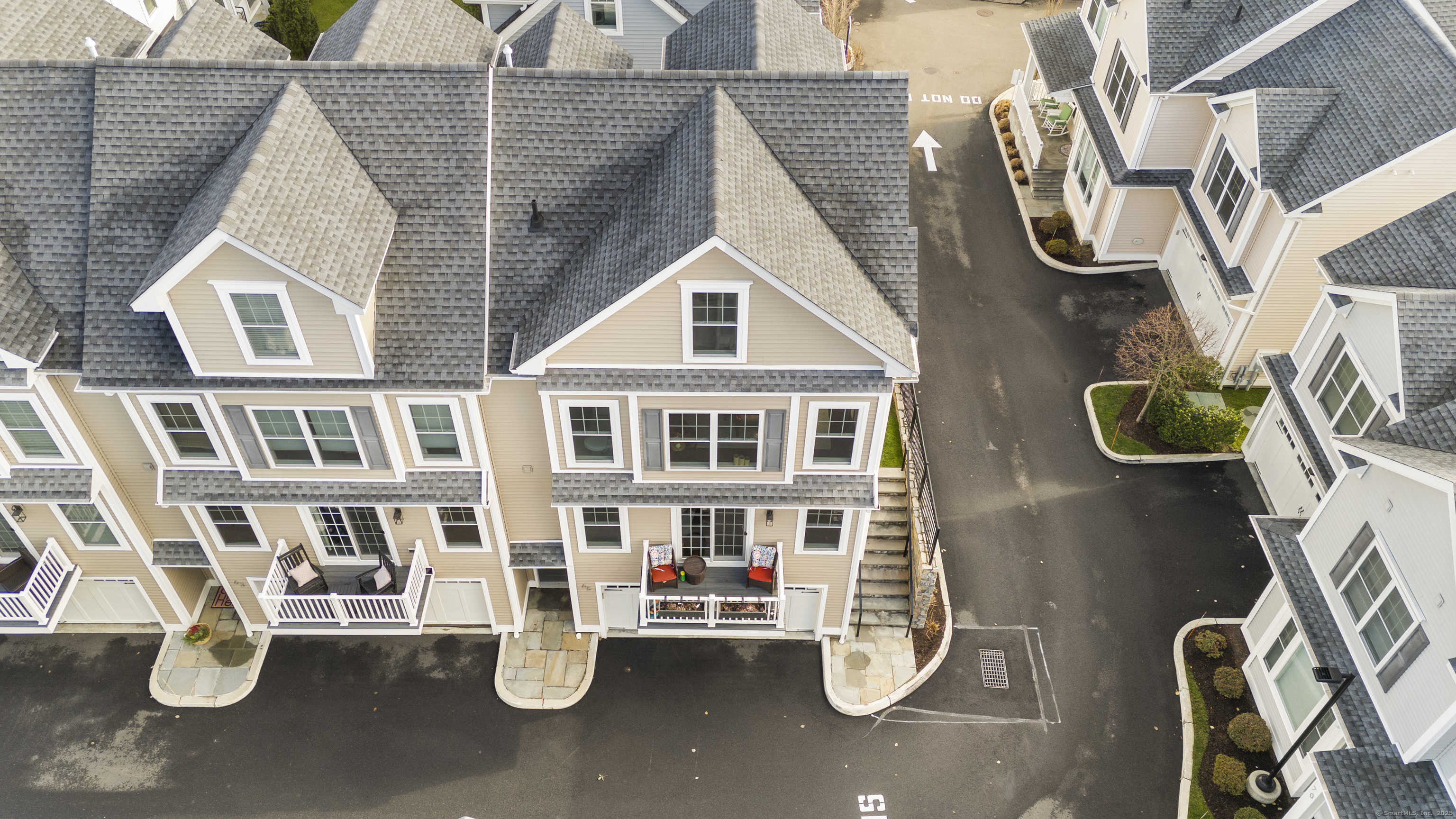 115 Colonial Road 65